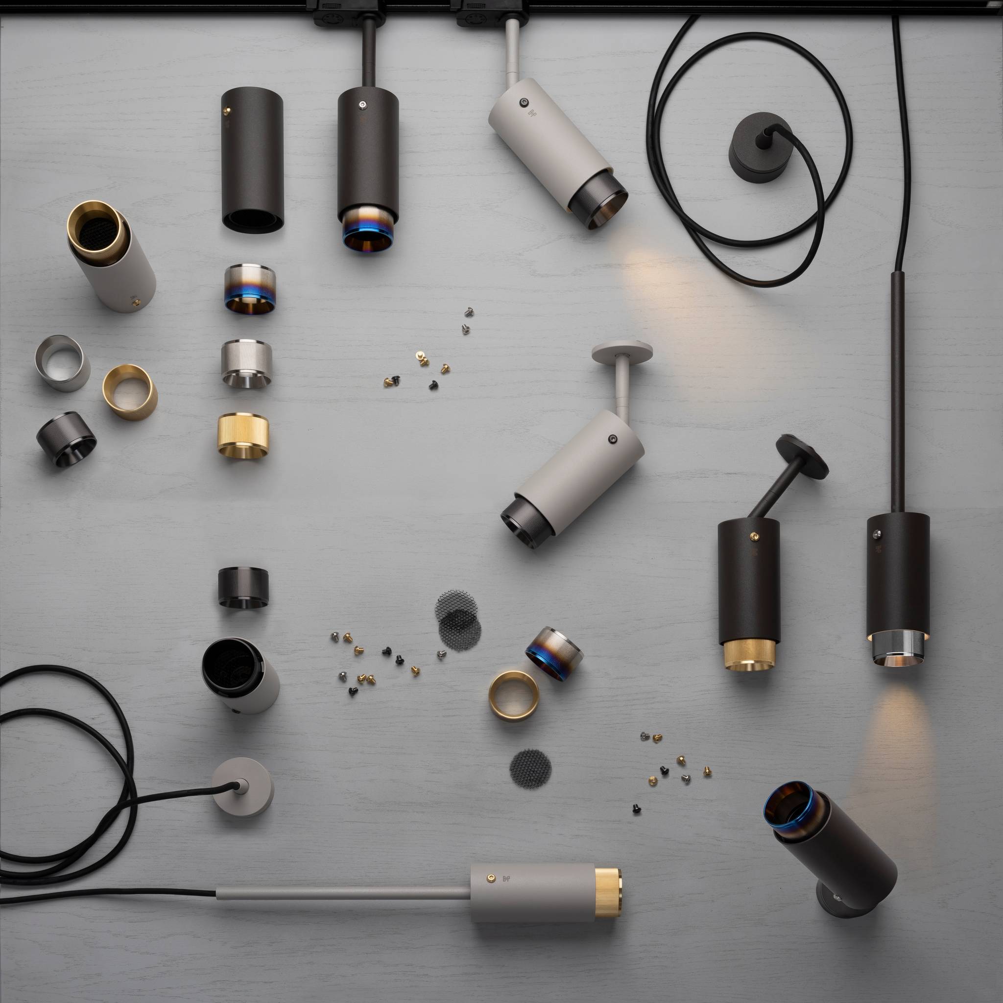 EXHAUST PENDANT / LINEAR / GRAPHITE