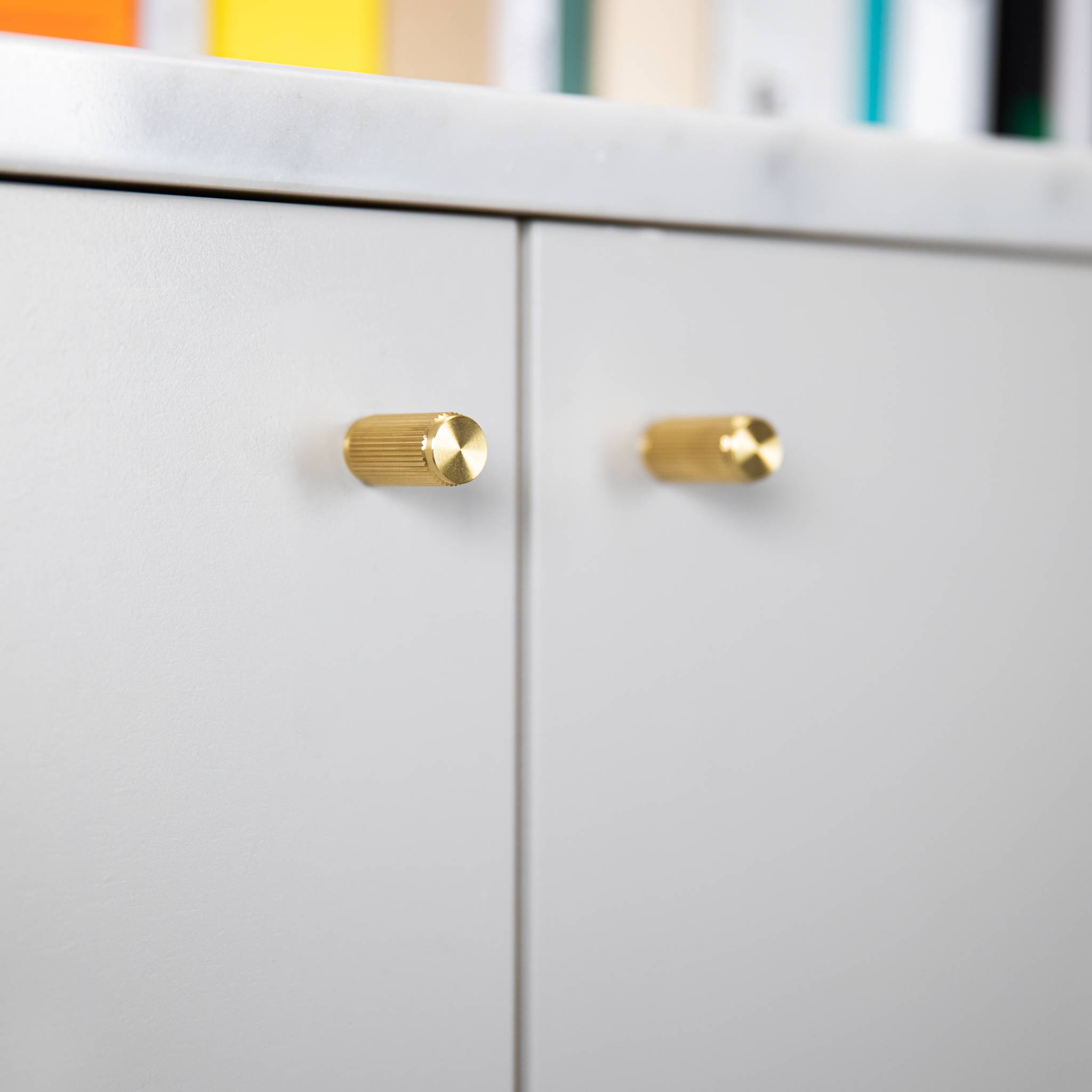 FURNITURE KNOB / LINEAR