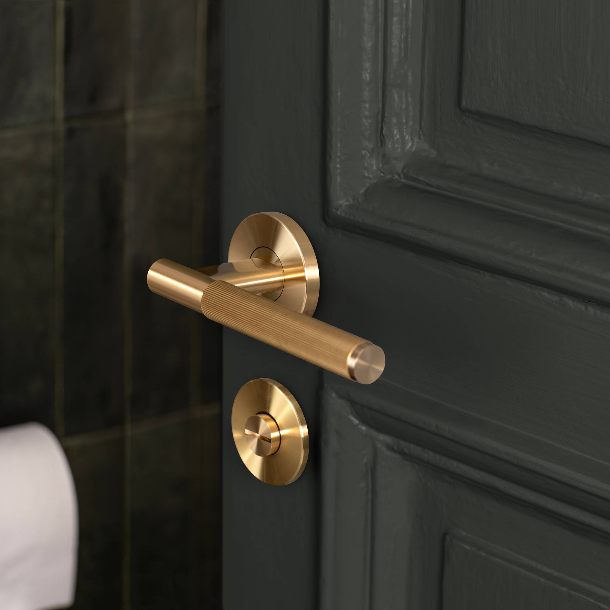 DOOR HANDLE SET / LINEAR / SPRUNG