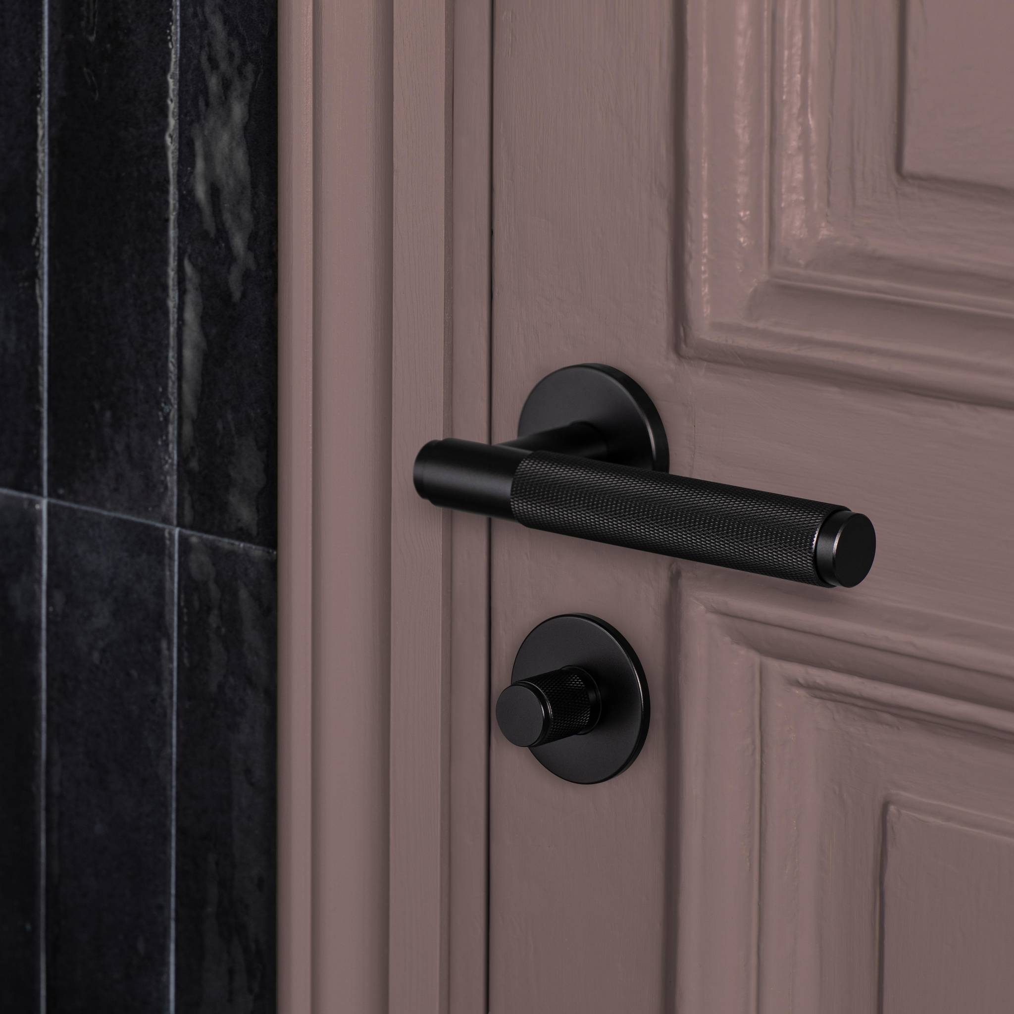 DOOR HANDLE / UNSPRUNG / CROSS (30MM)
