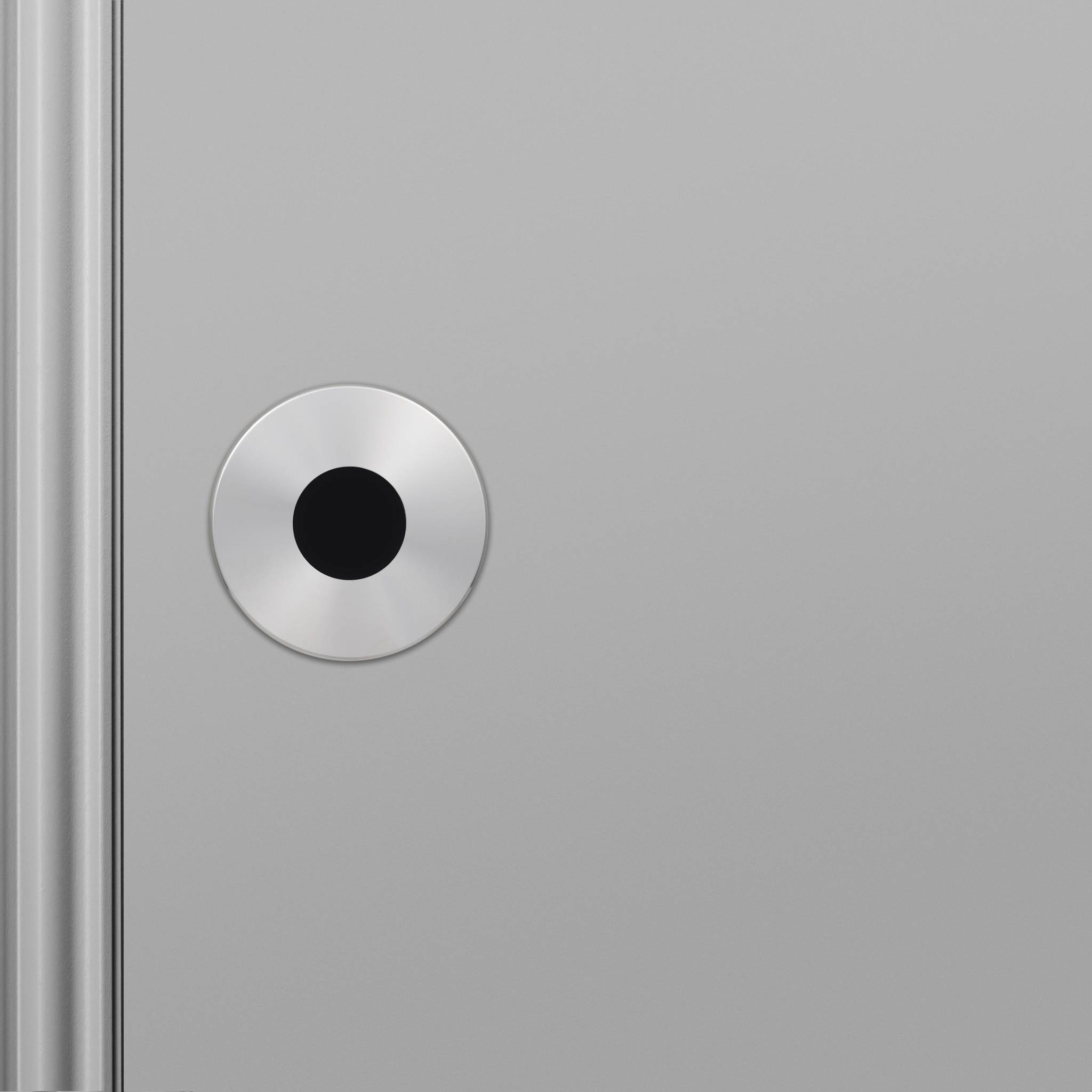 ESCUTCHEON PLATE / SWISS