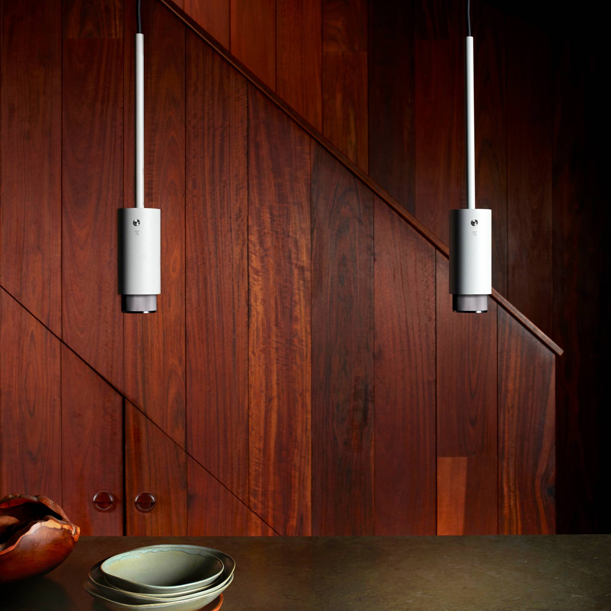 EXHAUST PENDANT / LINEAR  / STONE