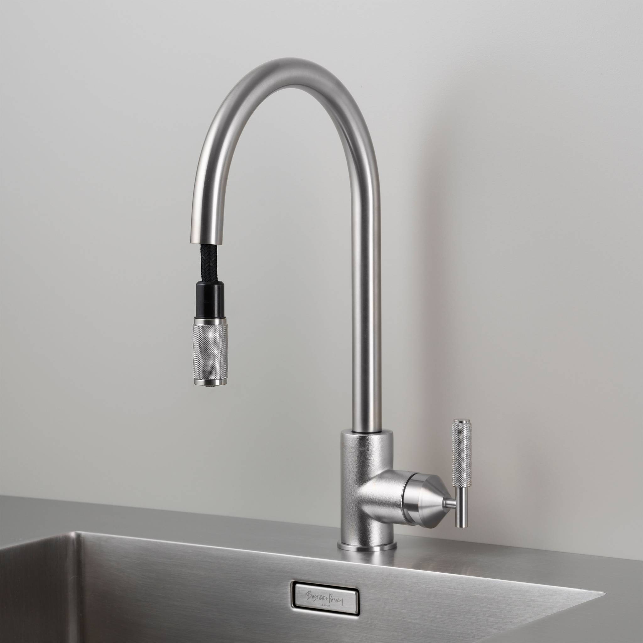 KITCHEN FAUCET / PULL-OUT MIXER / CROSS