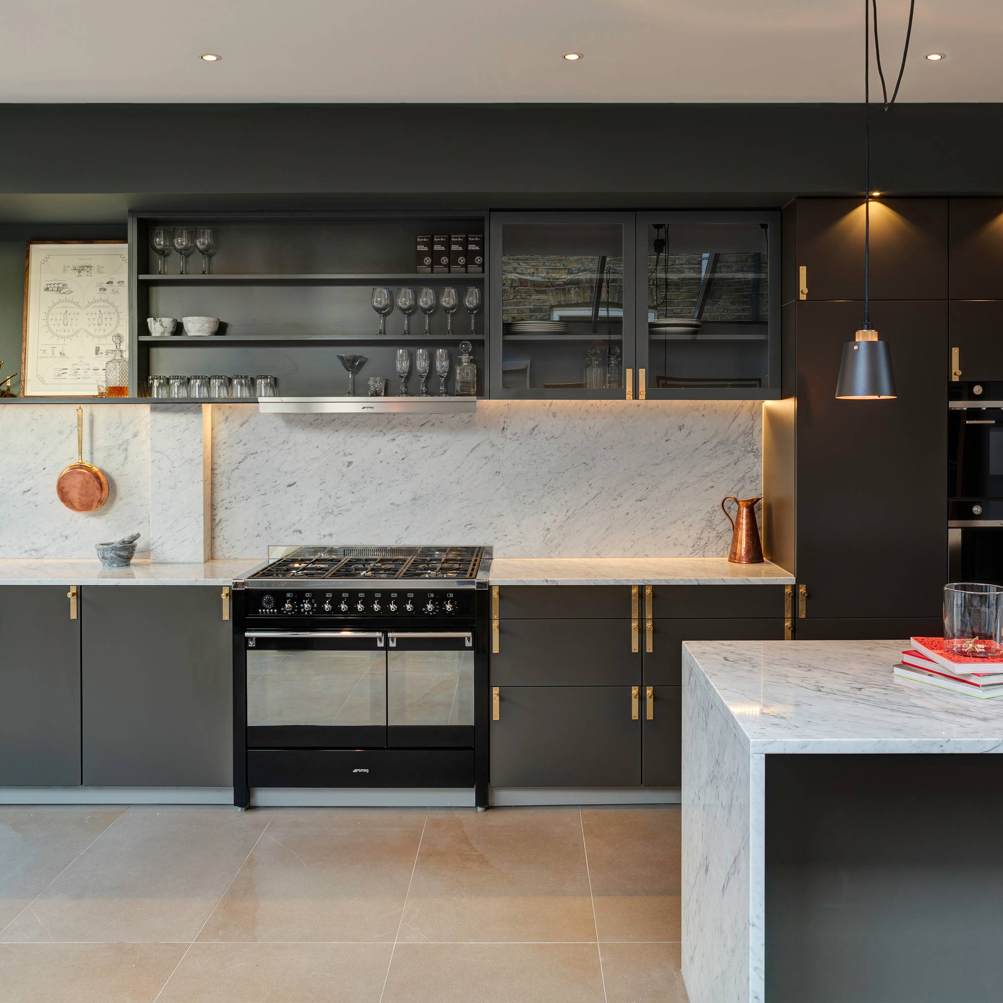 FURNITURE KNOB / PLATE / CROSS