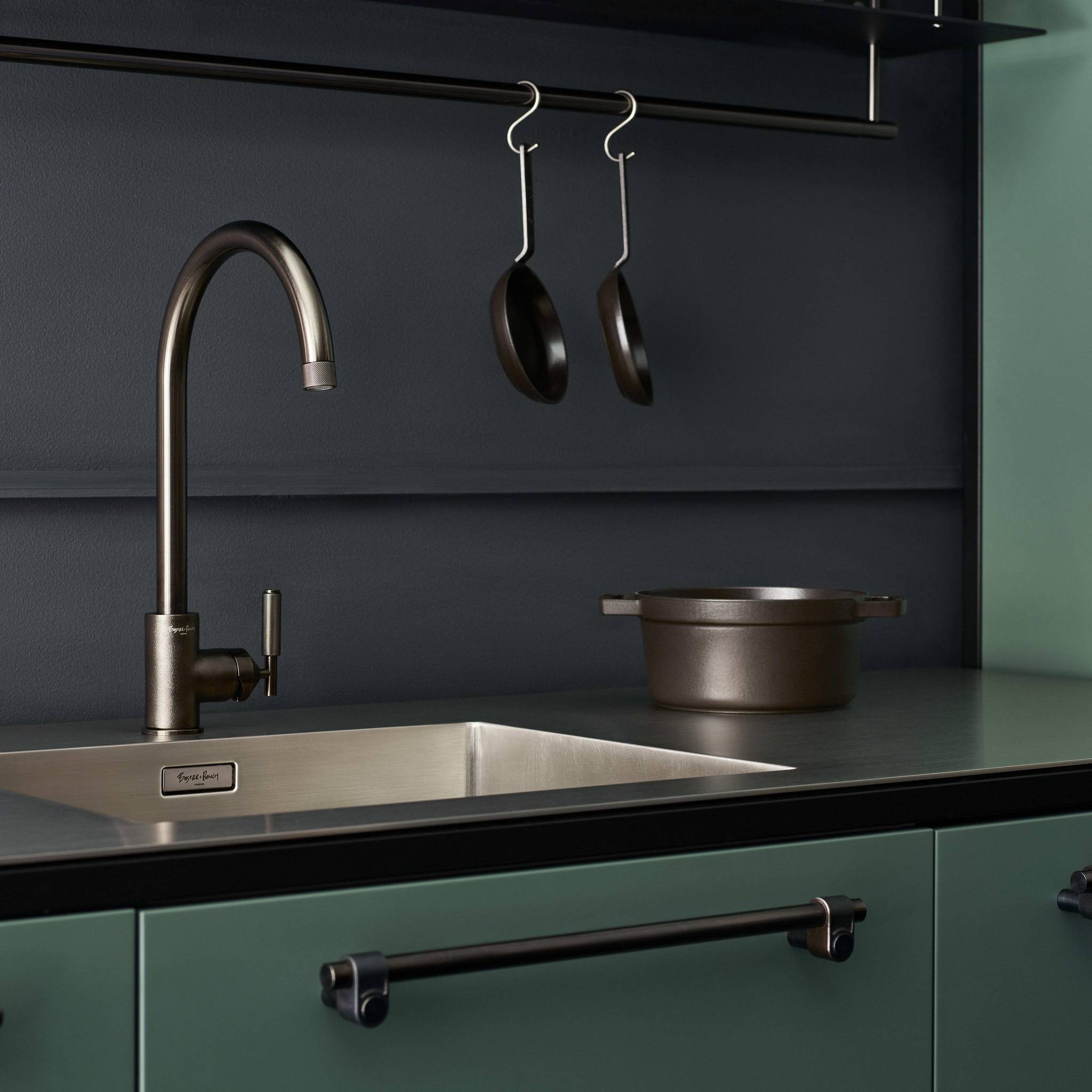 EU KITCHEN TAP / MIXER / LINEAR