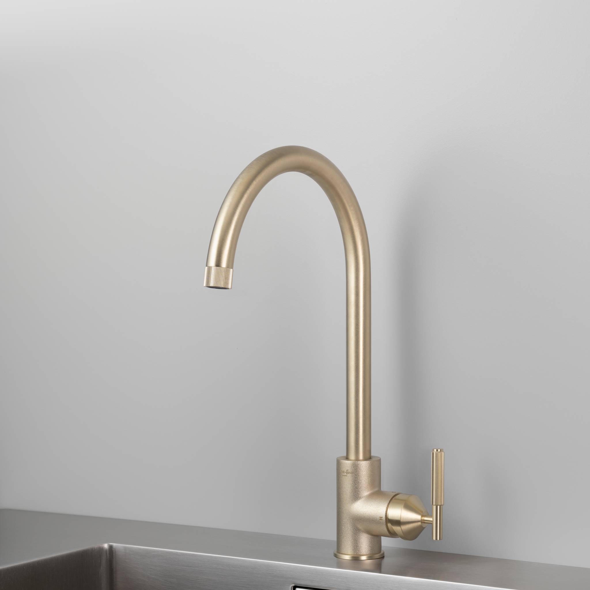 EU KITCHEN TAP / MIXER / LINEAR