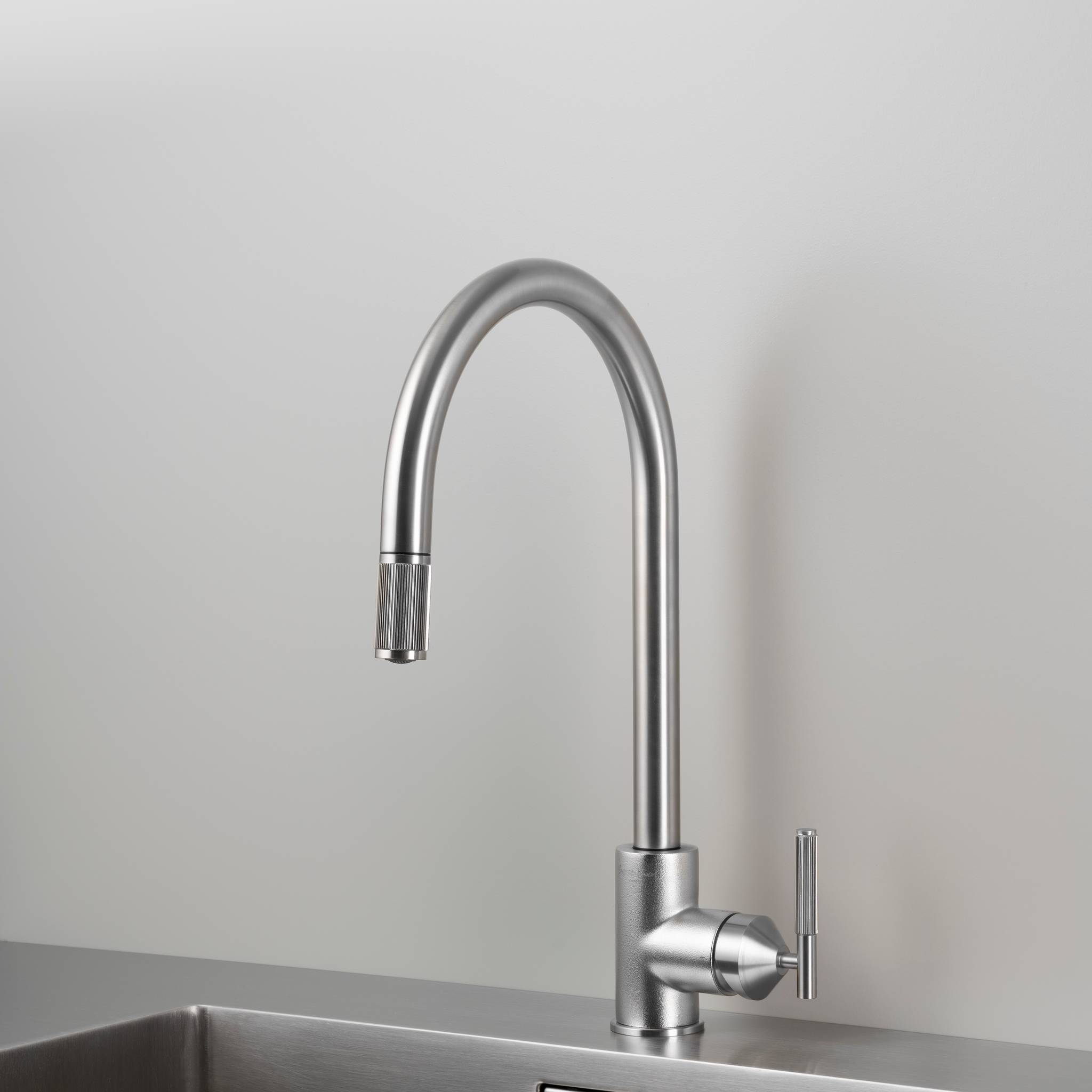 EU KITCHEN TAP / PULL-OUT MIXER / LINEAR
