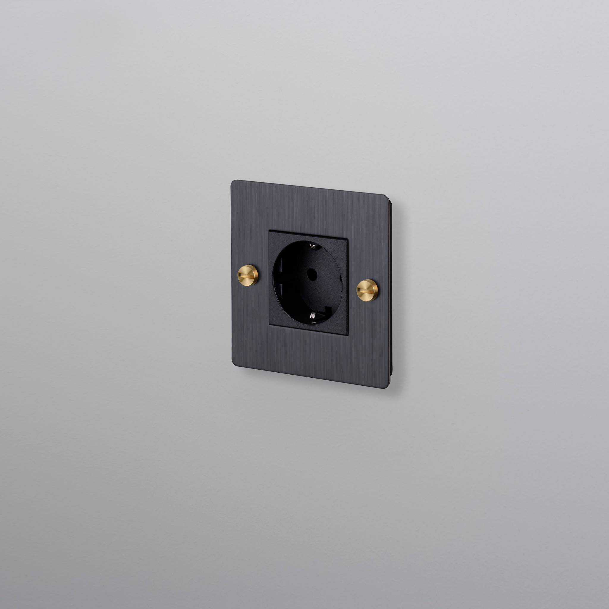 1G SOCKET / SCHUKO TYPE F / CROSS / WITHOUT LOGO