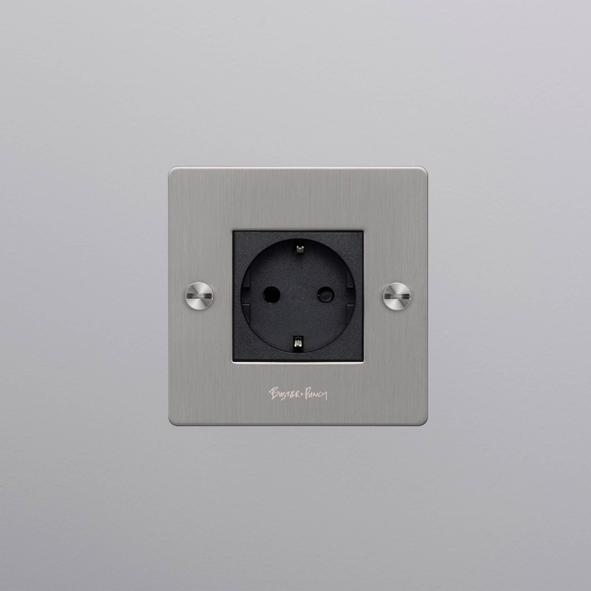 1G SOCKET / SCHUKO TYPE F / CROSS / WITH LOGO