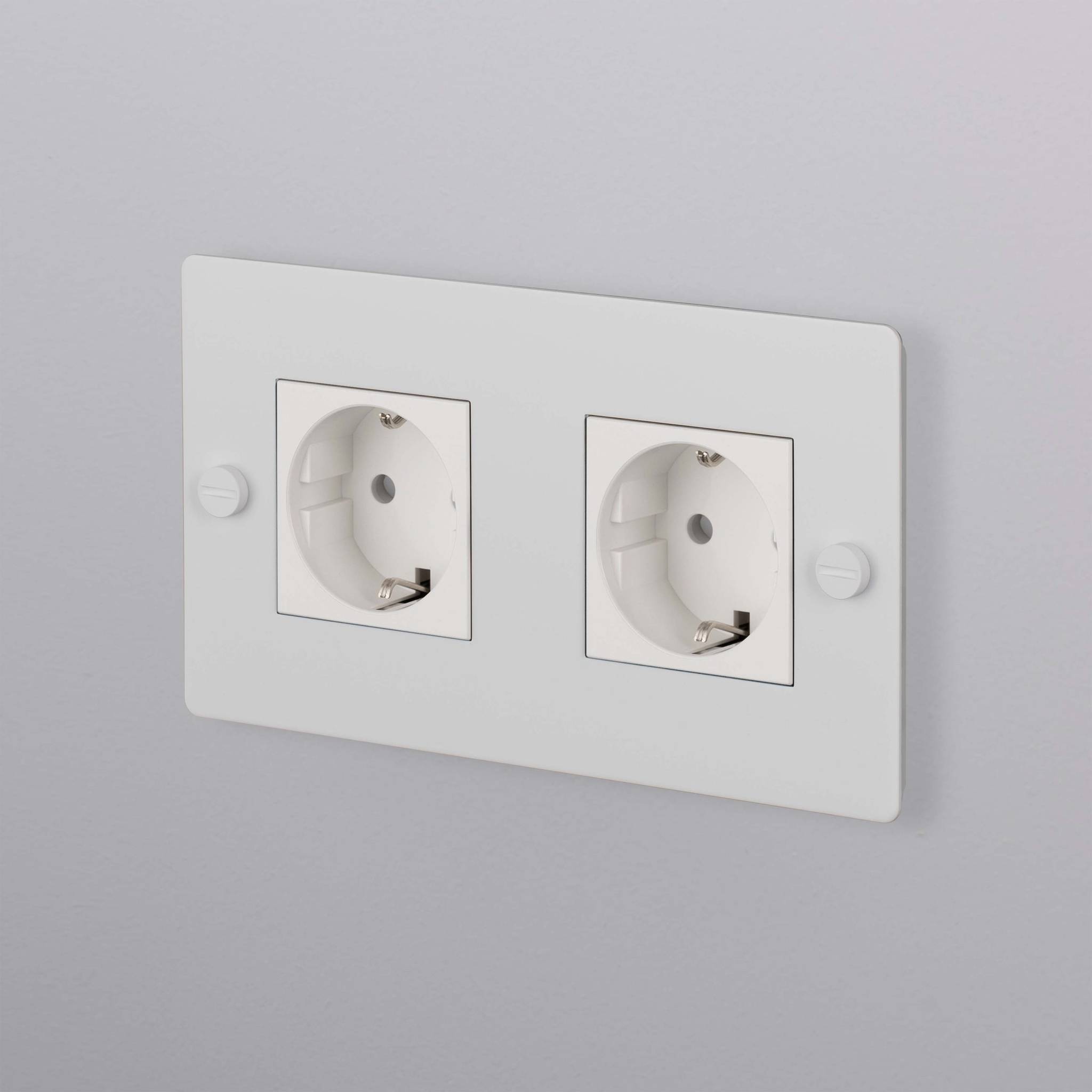 2G SOCKET / SCHUKO TYPE F / WITHOUT LOGO