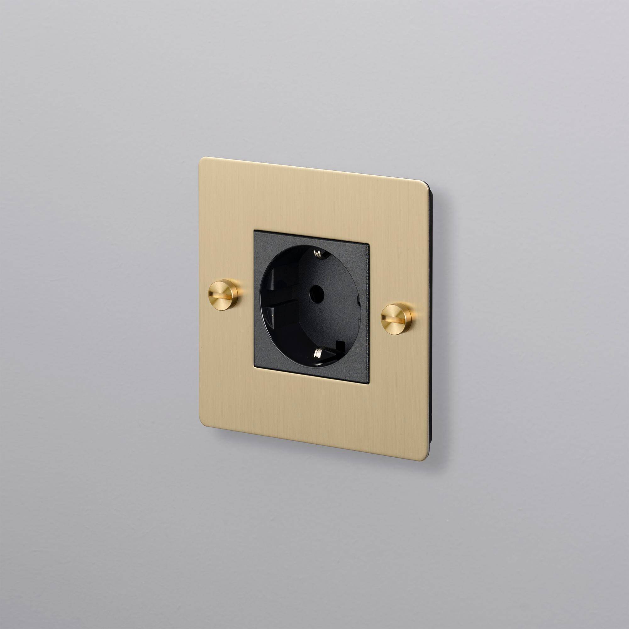 1G SOCKET / SCHUKO TYPE F / CROSS / WITHOUT LOGO