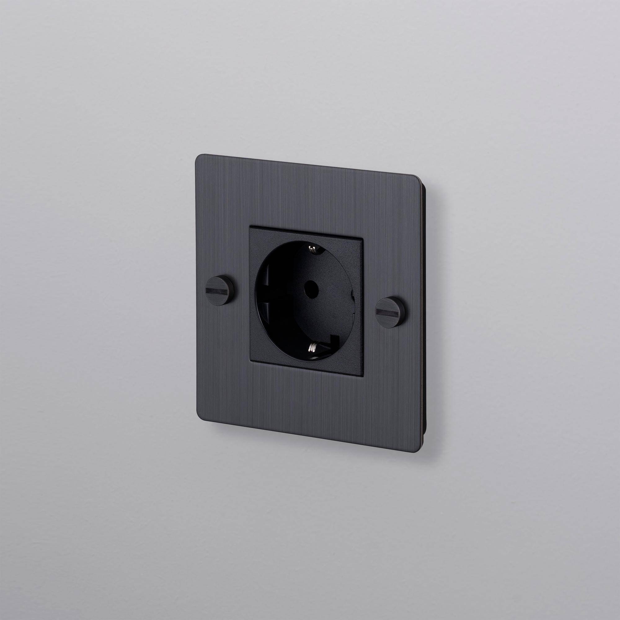 1G SOCKET / SCHUKO TYPE F / CROSS / WITHOUT LOGO