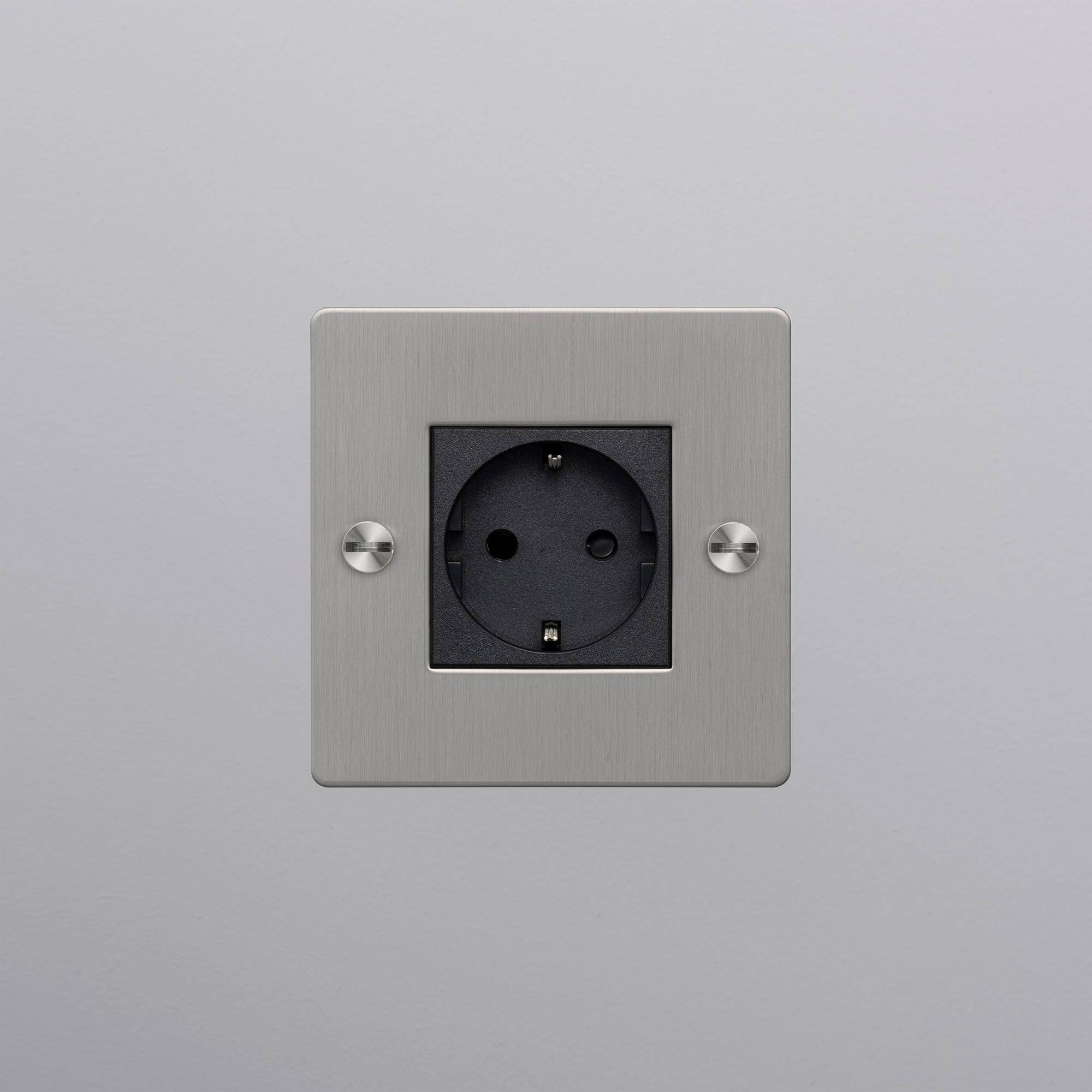 1G SOCKET / SCHUKO TYPE F / CROSS / WITHOUT LOGO