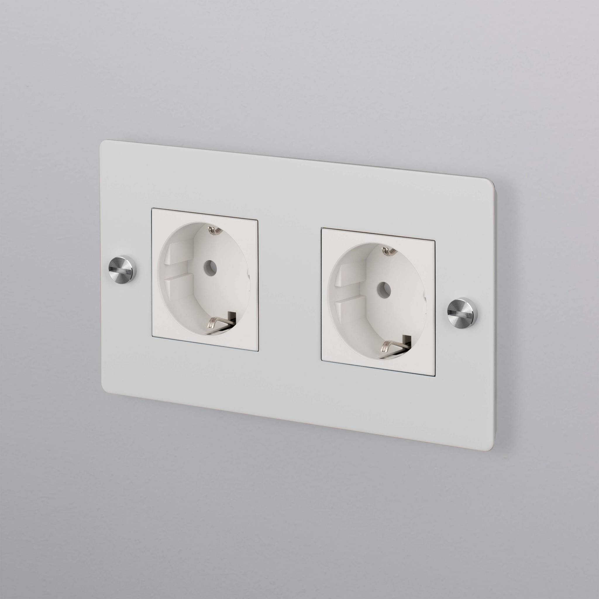 2G WALL PLATE / HORIZONTAL / NO INFILLS / WITHOUT LOGO