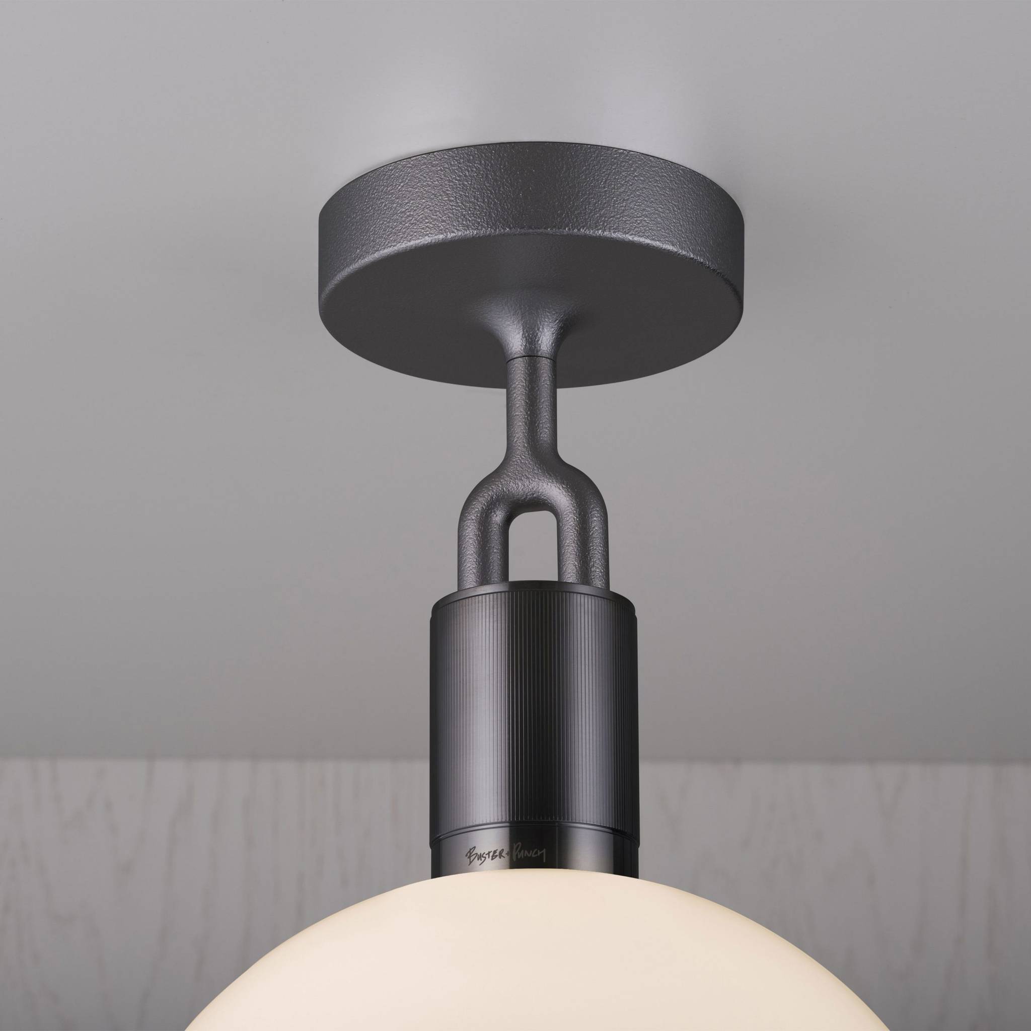 FORKED CEILING / LINEAR / GLOBE / OPAL / LARGE