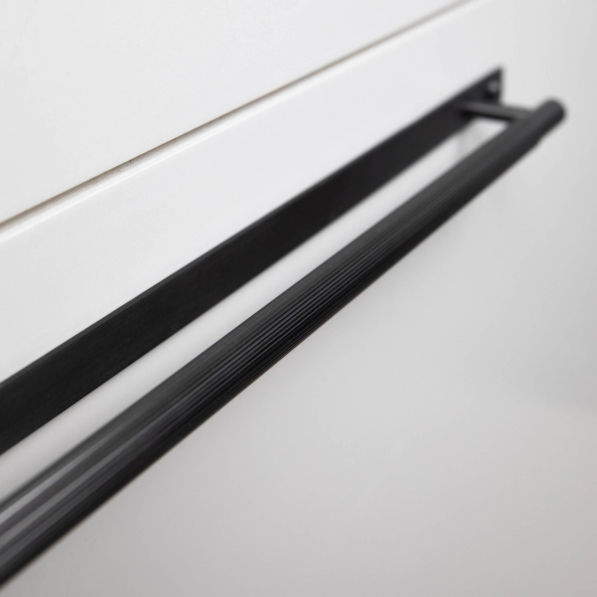 PULL BAR / PLATE / LINEAR