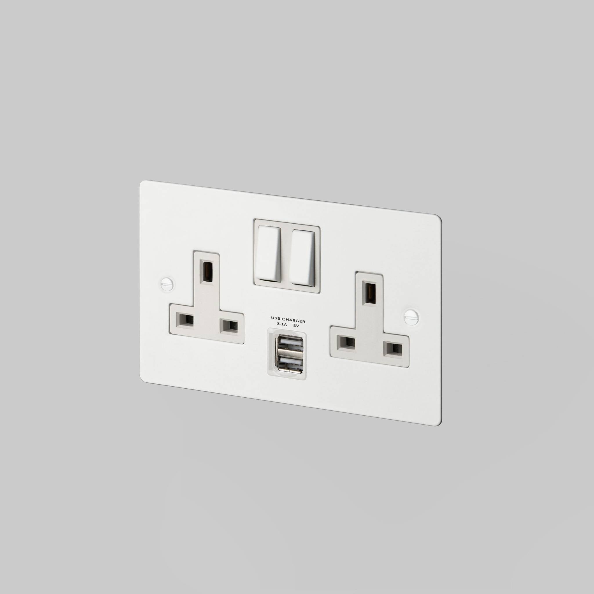 2G UK PLUG SOCKET / USB