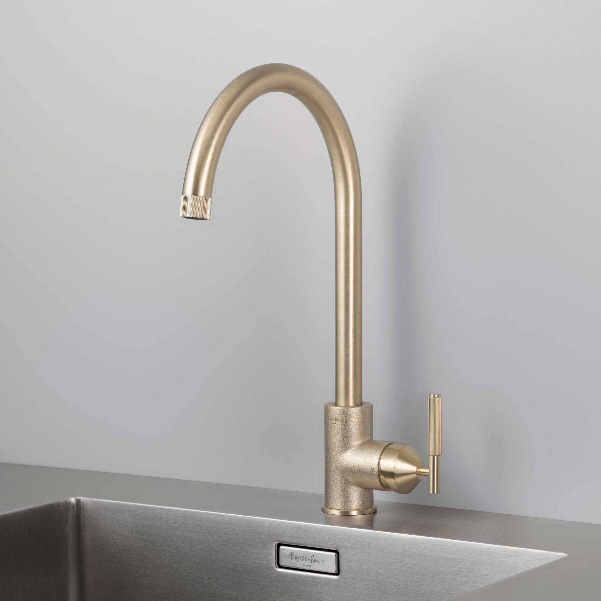KITCHEN FAUCET / MIXER / LINEAR