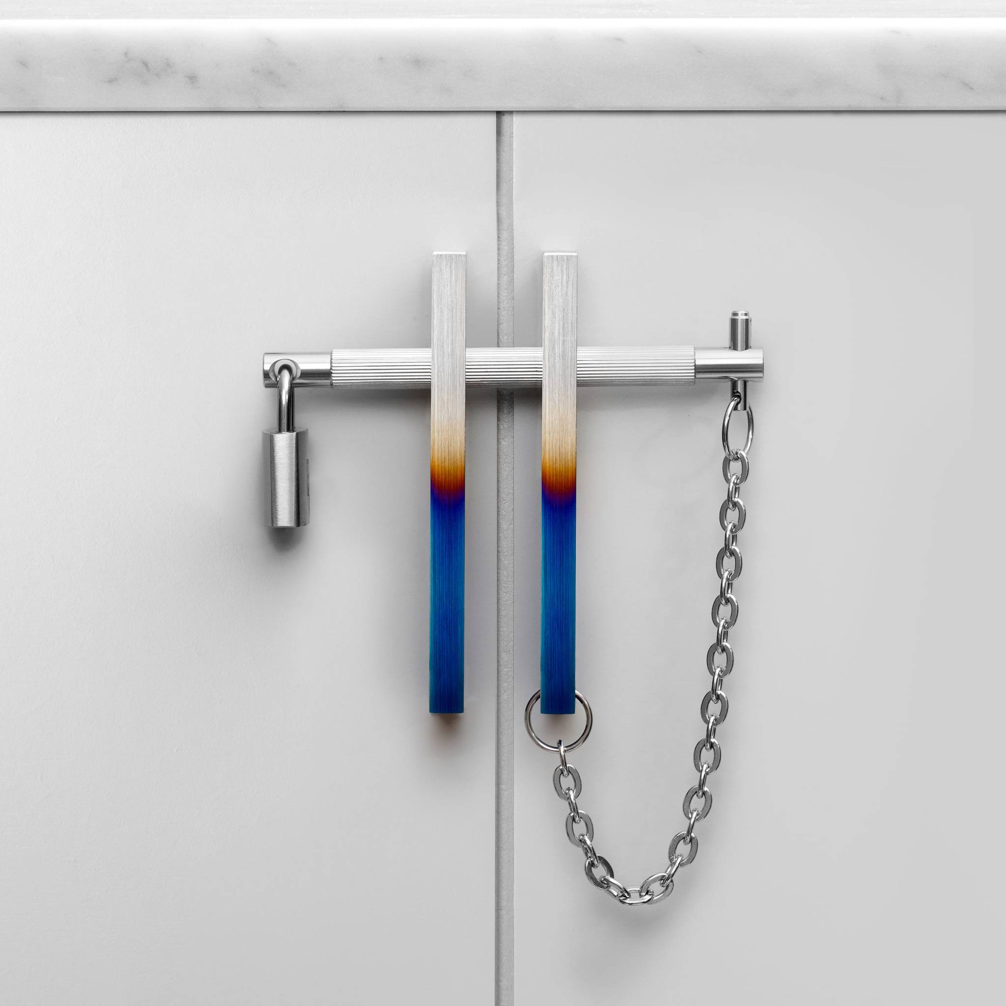 PRECIOUS BAR / LINEAR