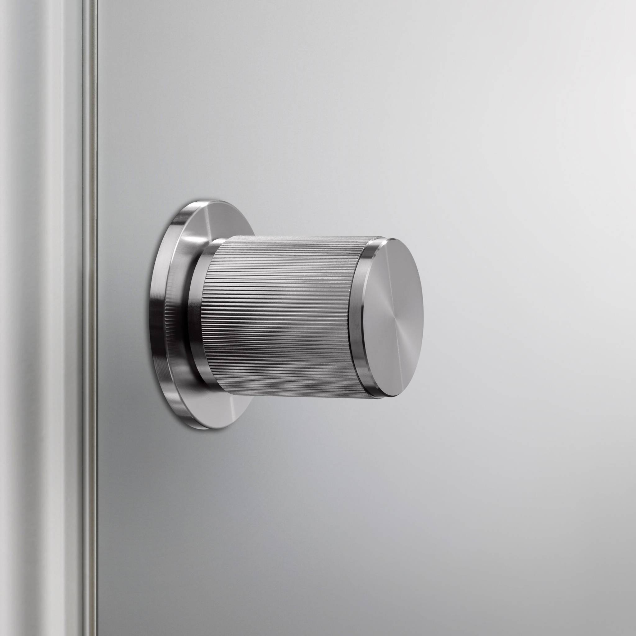 DOOR KNOB / FIXED / SINGLE-SIDED / LINEAR