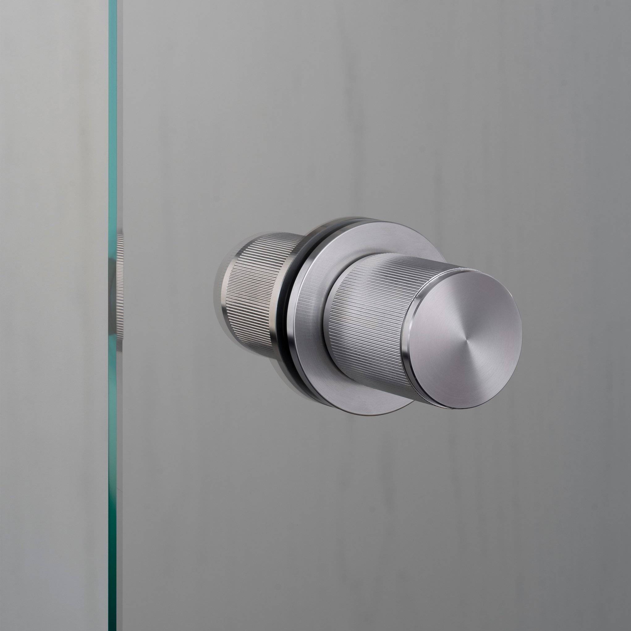 DOOR KNOB / FIXED / DOUBLE-SIDED / LINEAR