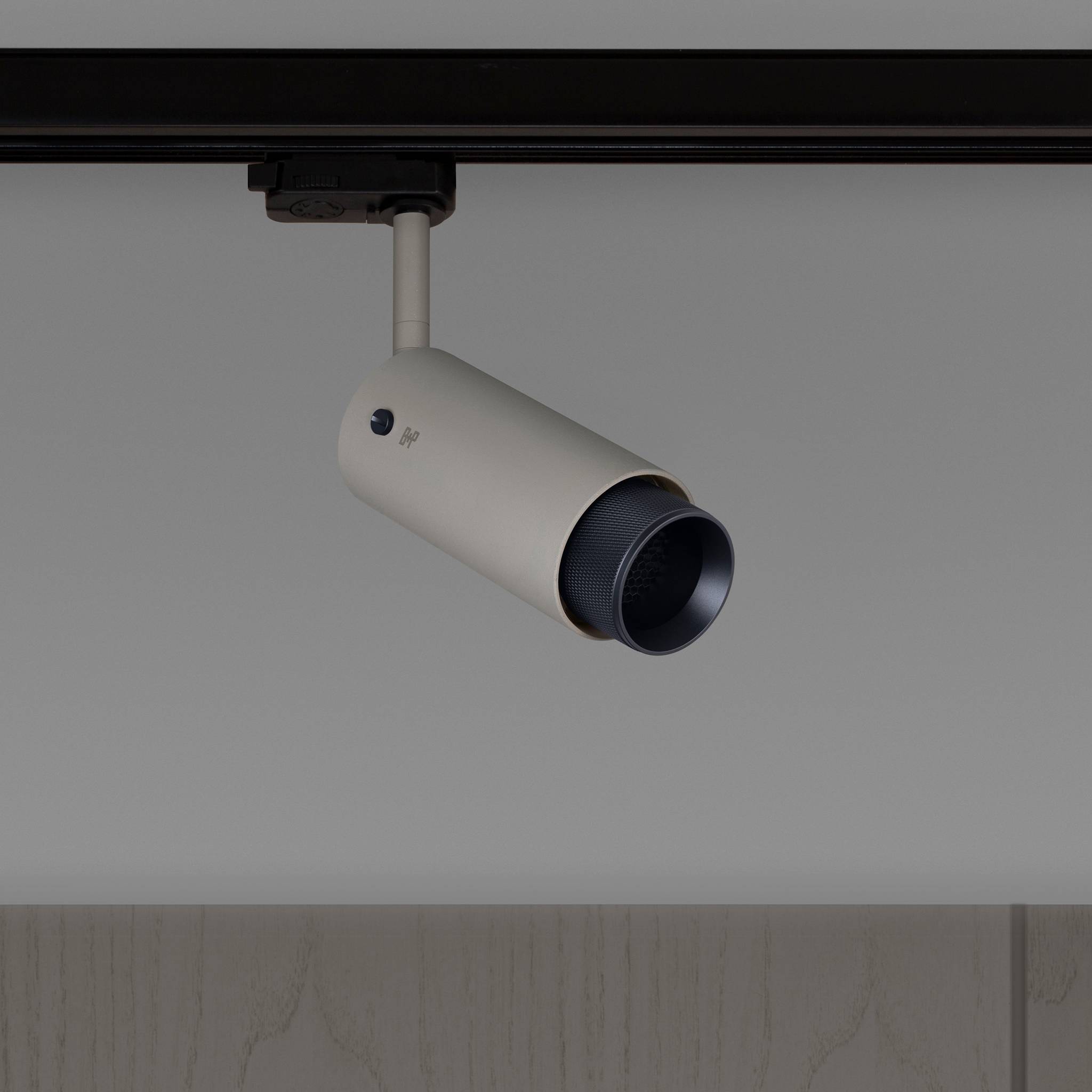 EXHAUST TRACK / CROSS / STONE