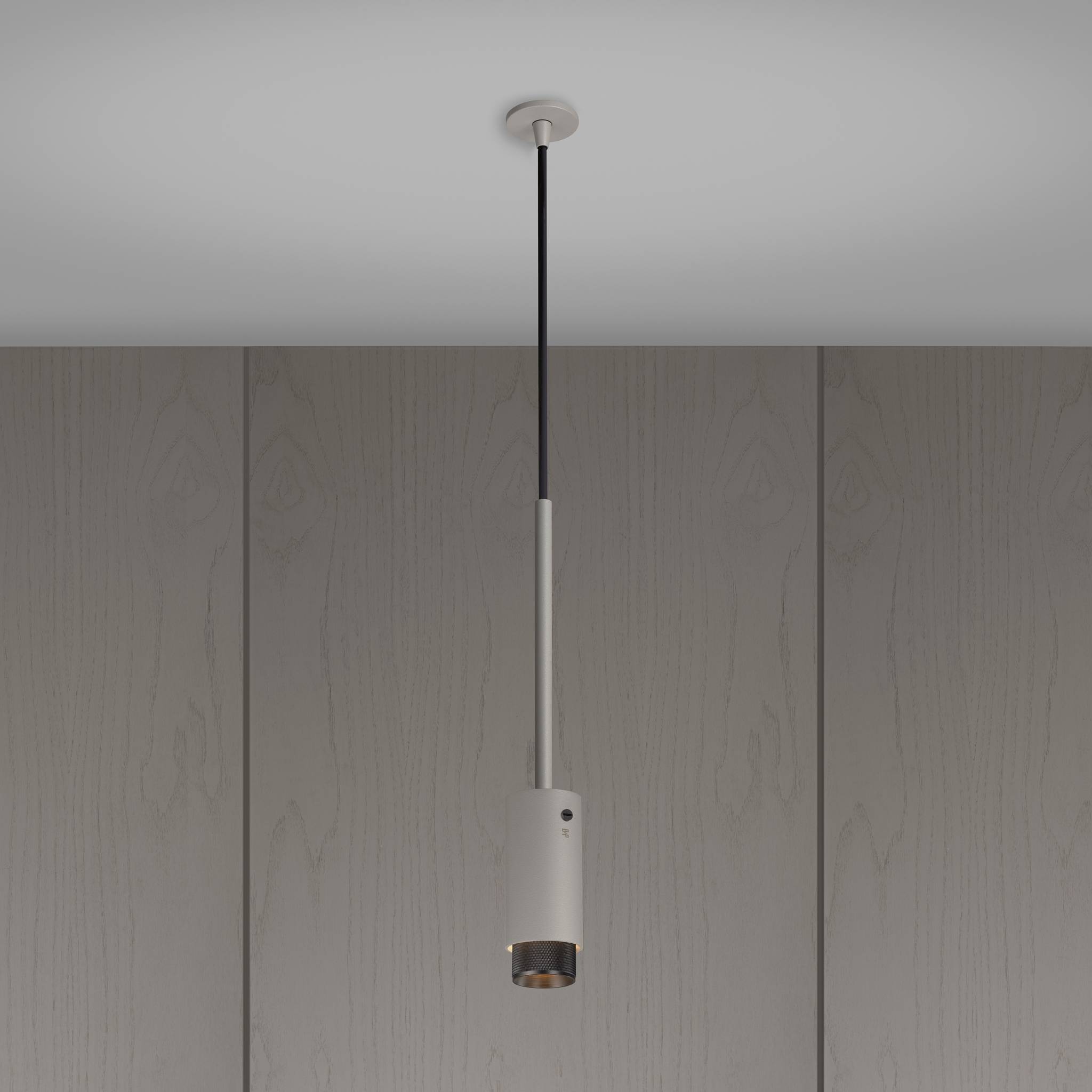 EXHAUST PENDANT / CROSS / STONE