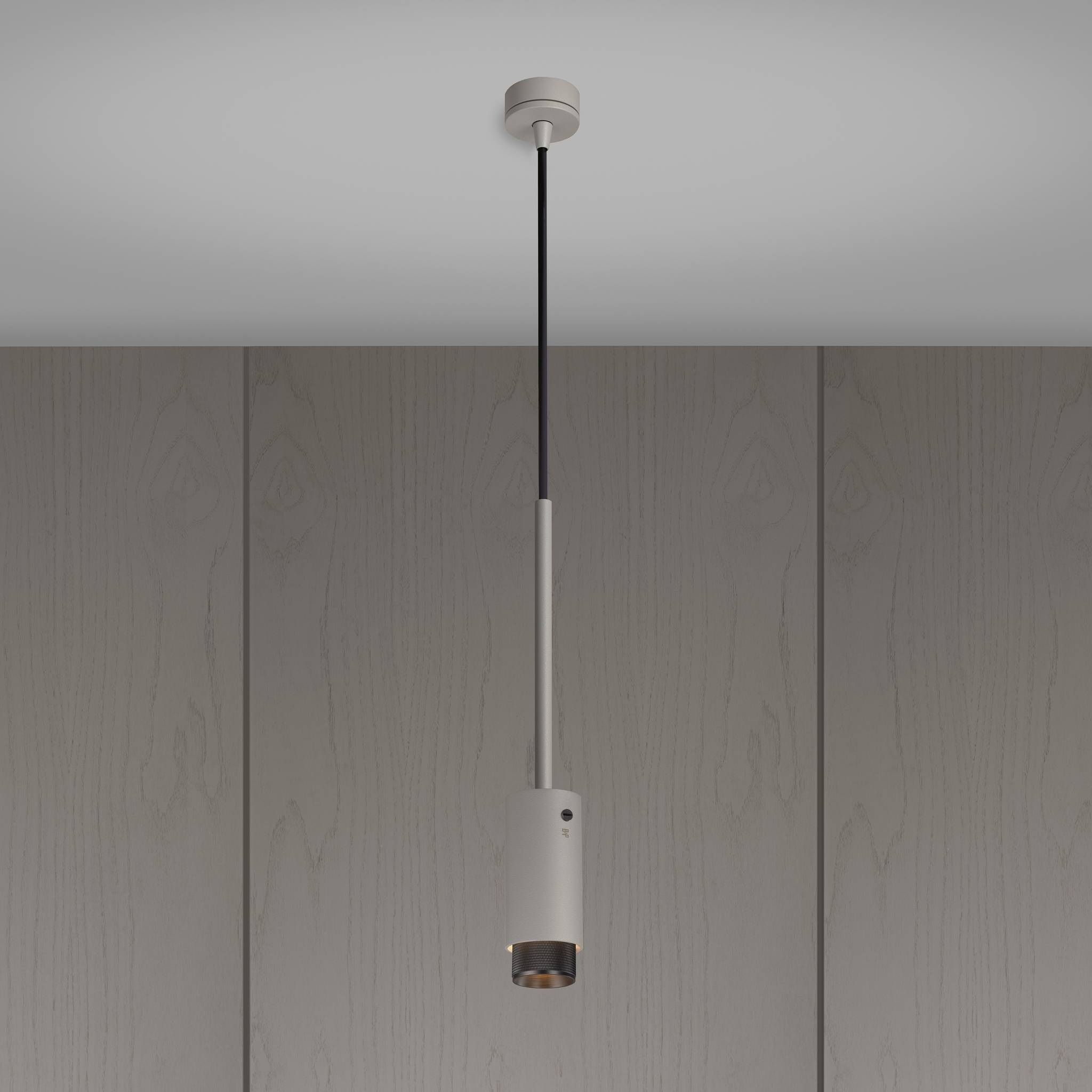 EXHAUST PENDANT / CROSS / STONE