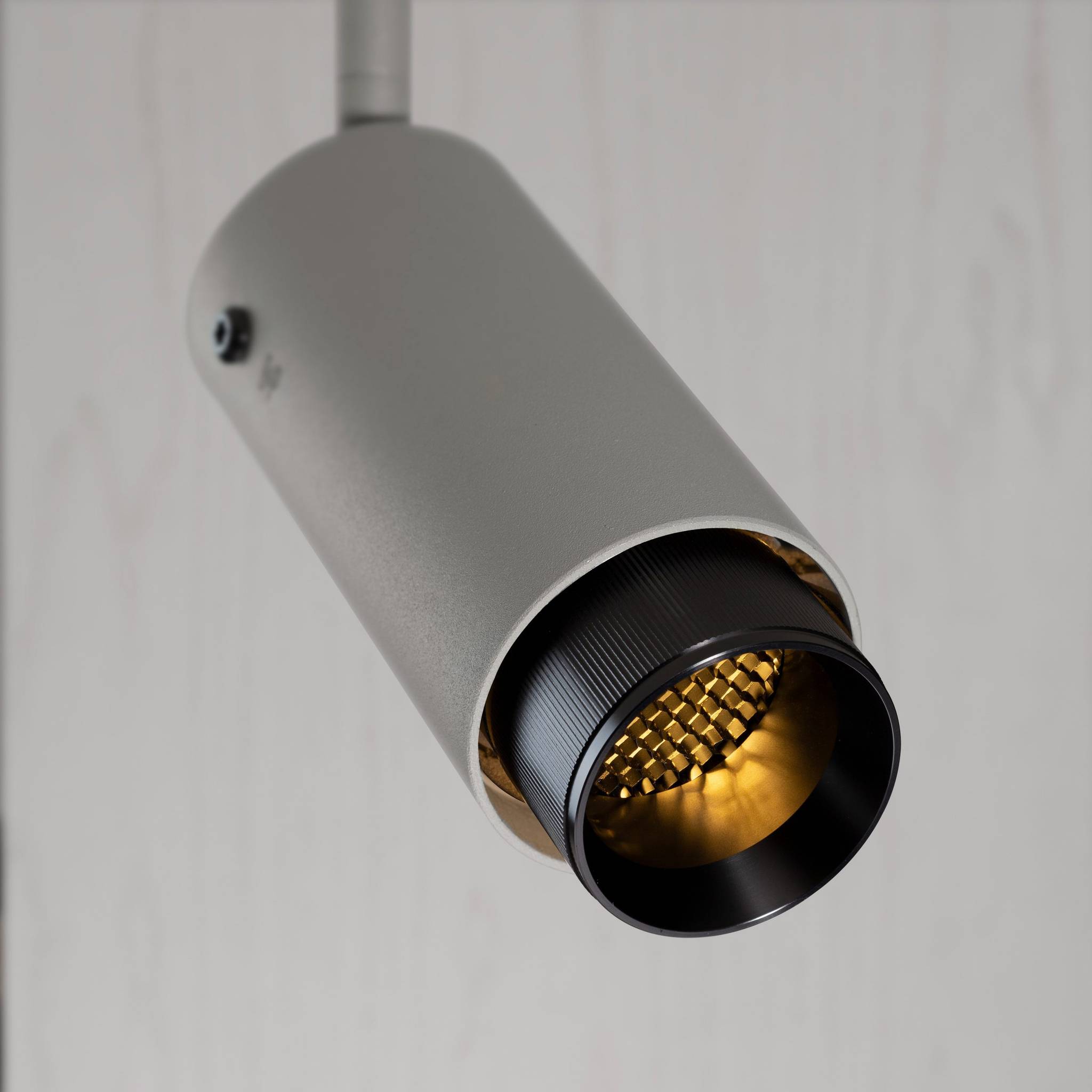 EXHAUST TRACK / LINEAR / STONE