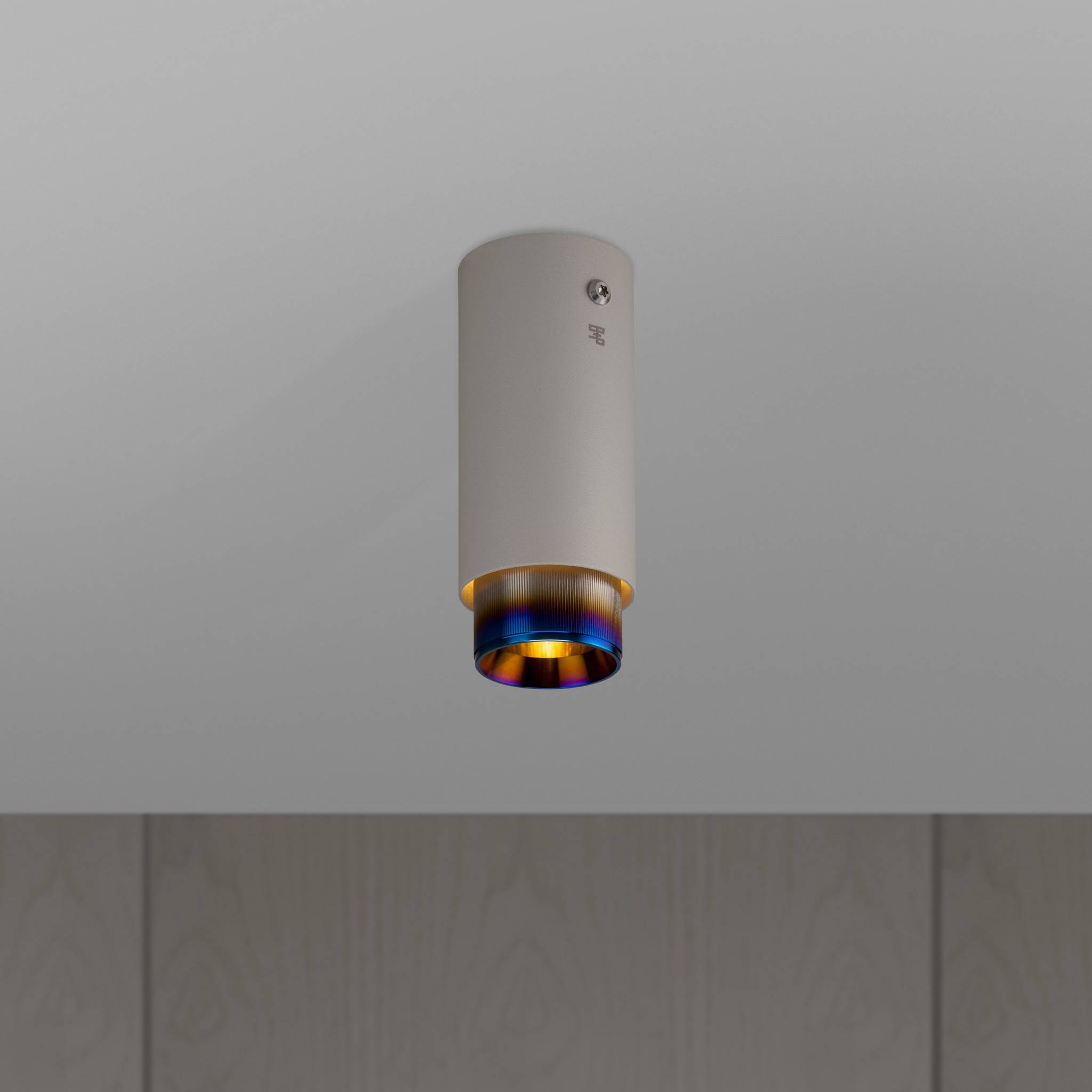 EXHAUST SURFACE / LINEAR / STONE