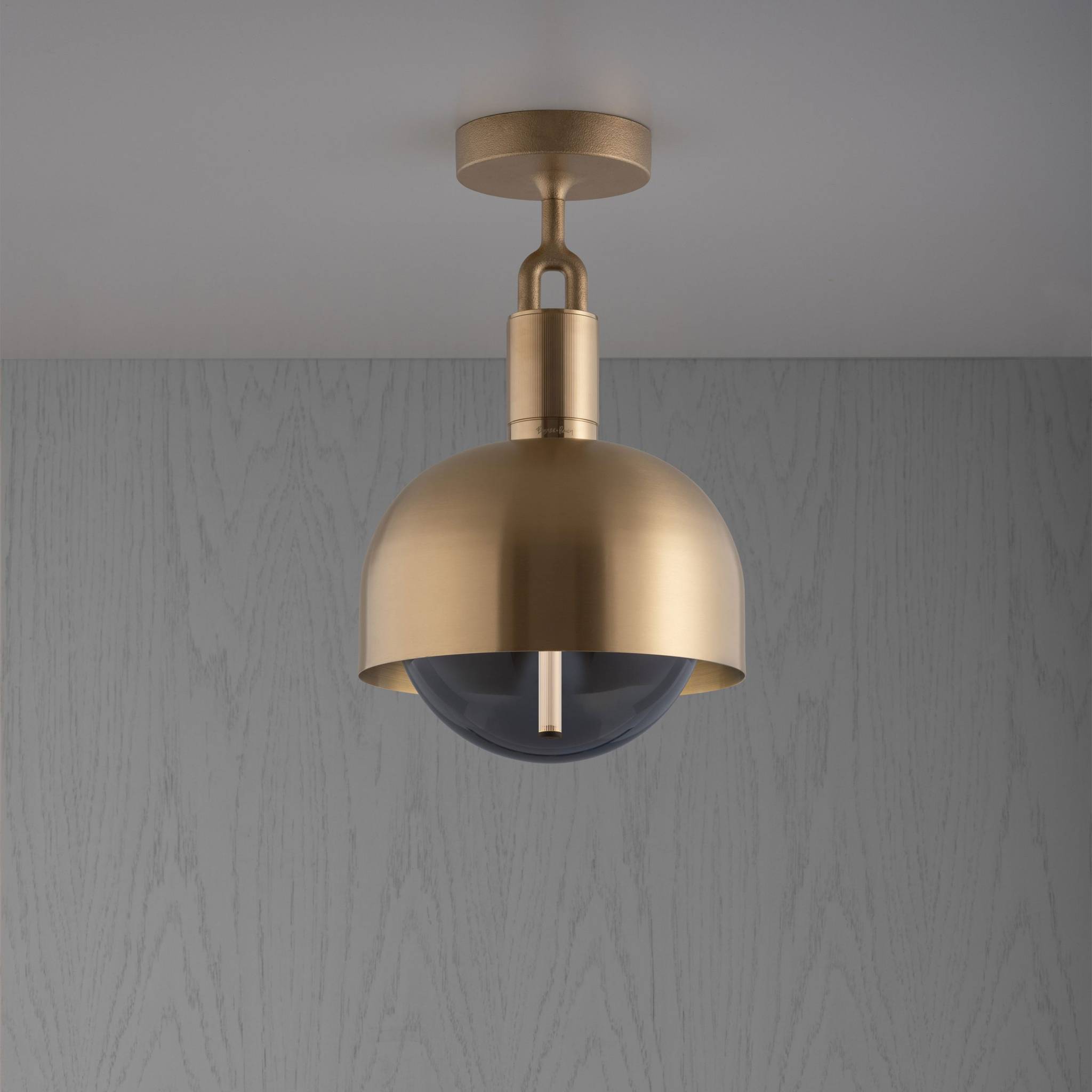 FORKED CEILING / LINEAR / SHADE / GLOBE / SMOKED / MEDIUM