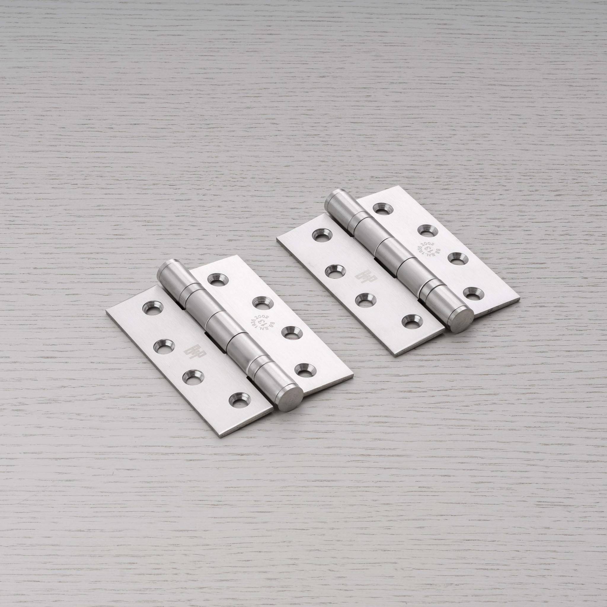 DOOR HINGE / SET OF 2 / 102 x 76 x 3 MM