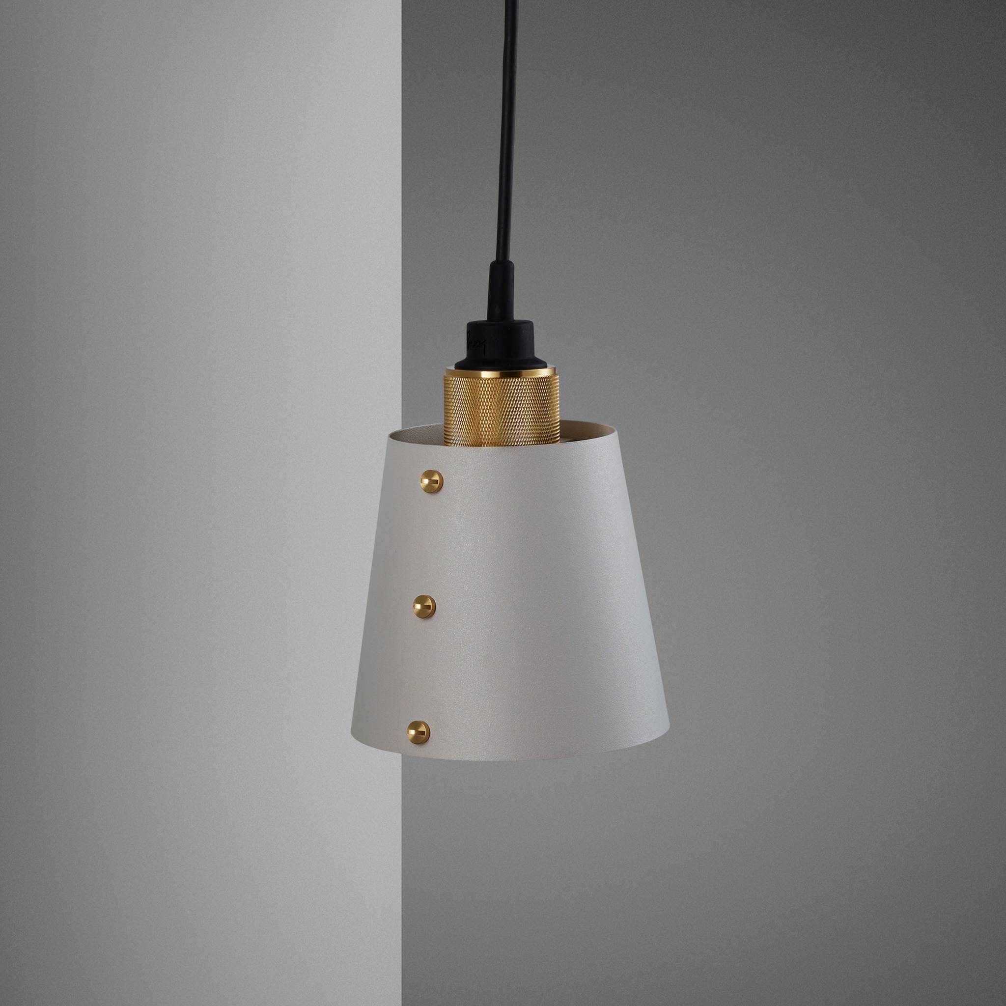 HOOKED WALL / CROSS / SMALL / STONE