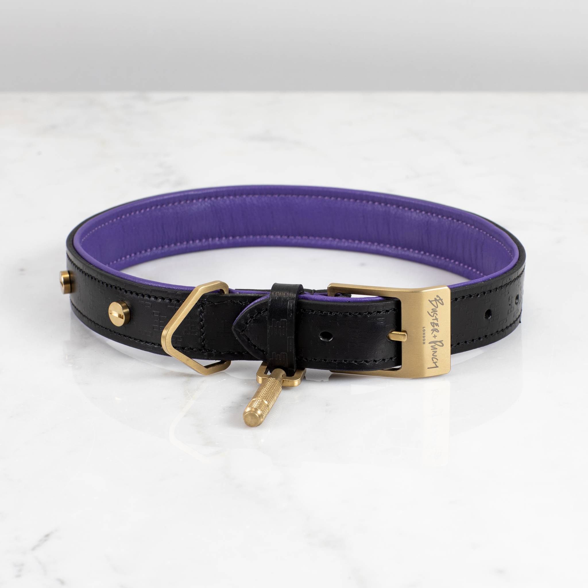 DOG COLLAR / CROSS / BLACK / PURPLE