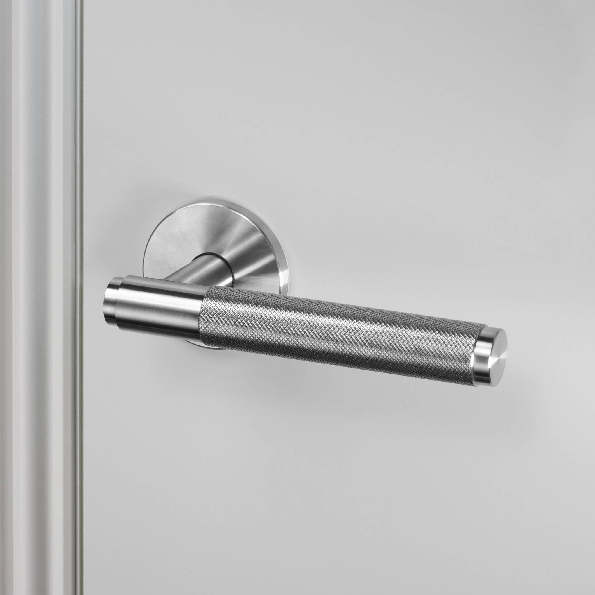 DOOR HANDLE / UNSPRUNG / CROSS (30MM)