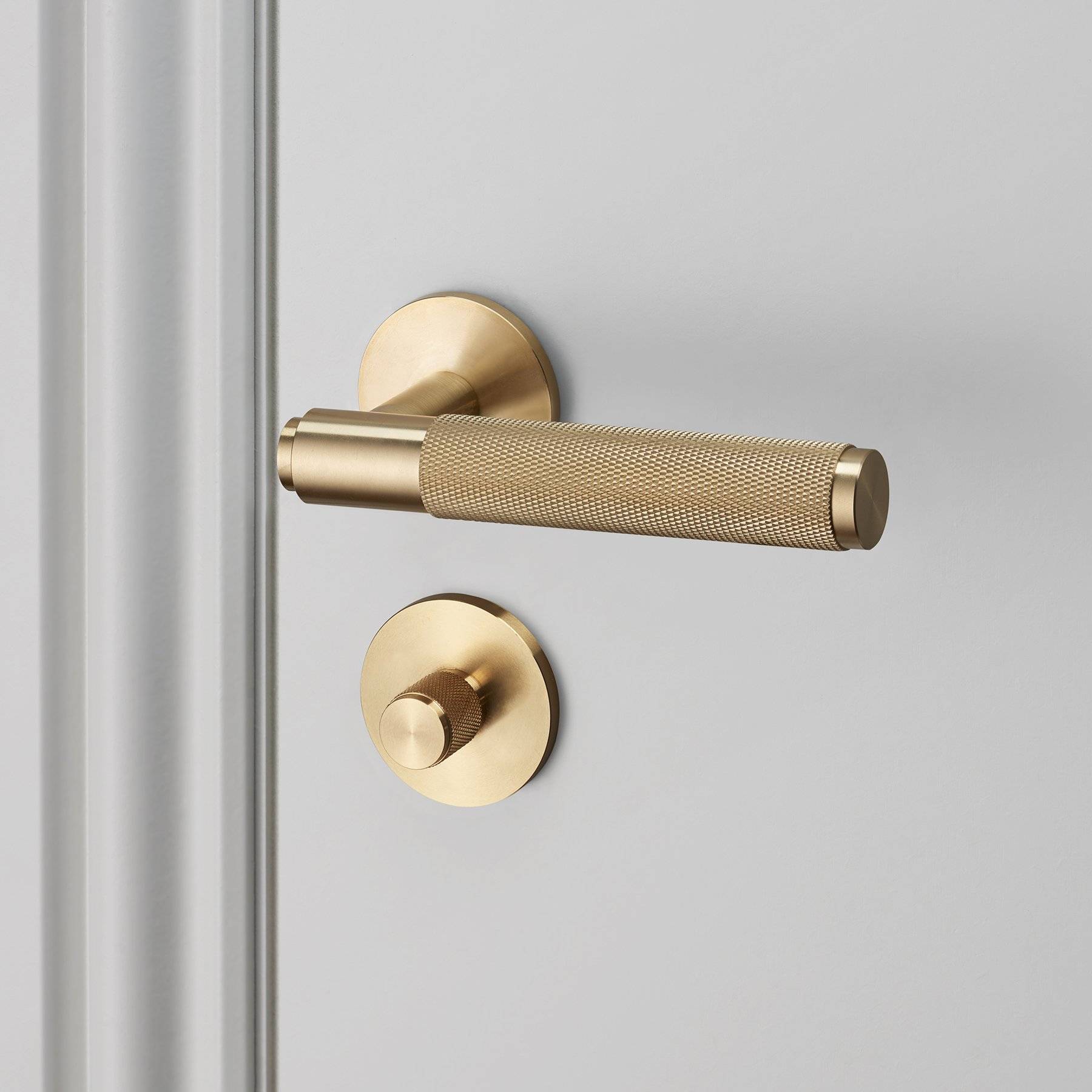 THUMBTURN LOCK / CROSS