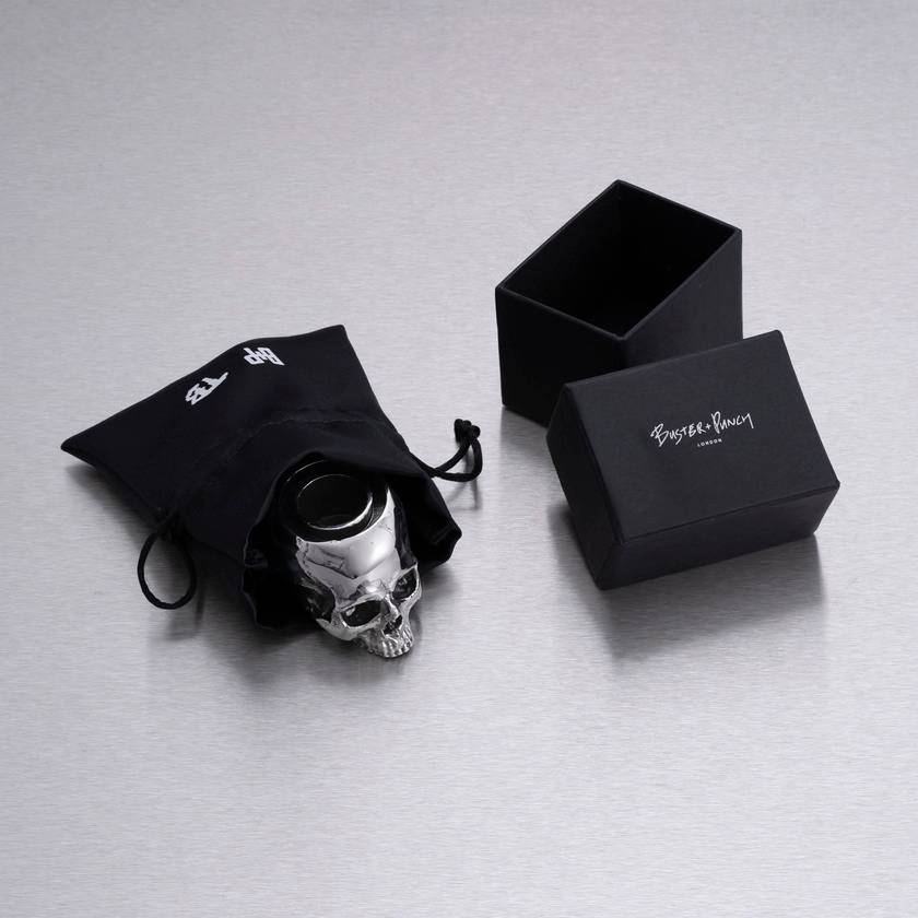 SKULL CANDLE HOLDER / TRAVIS BARKER