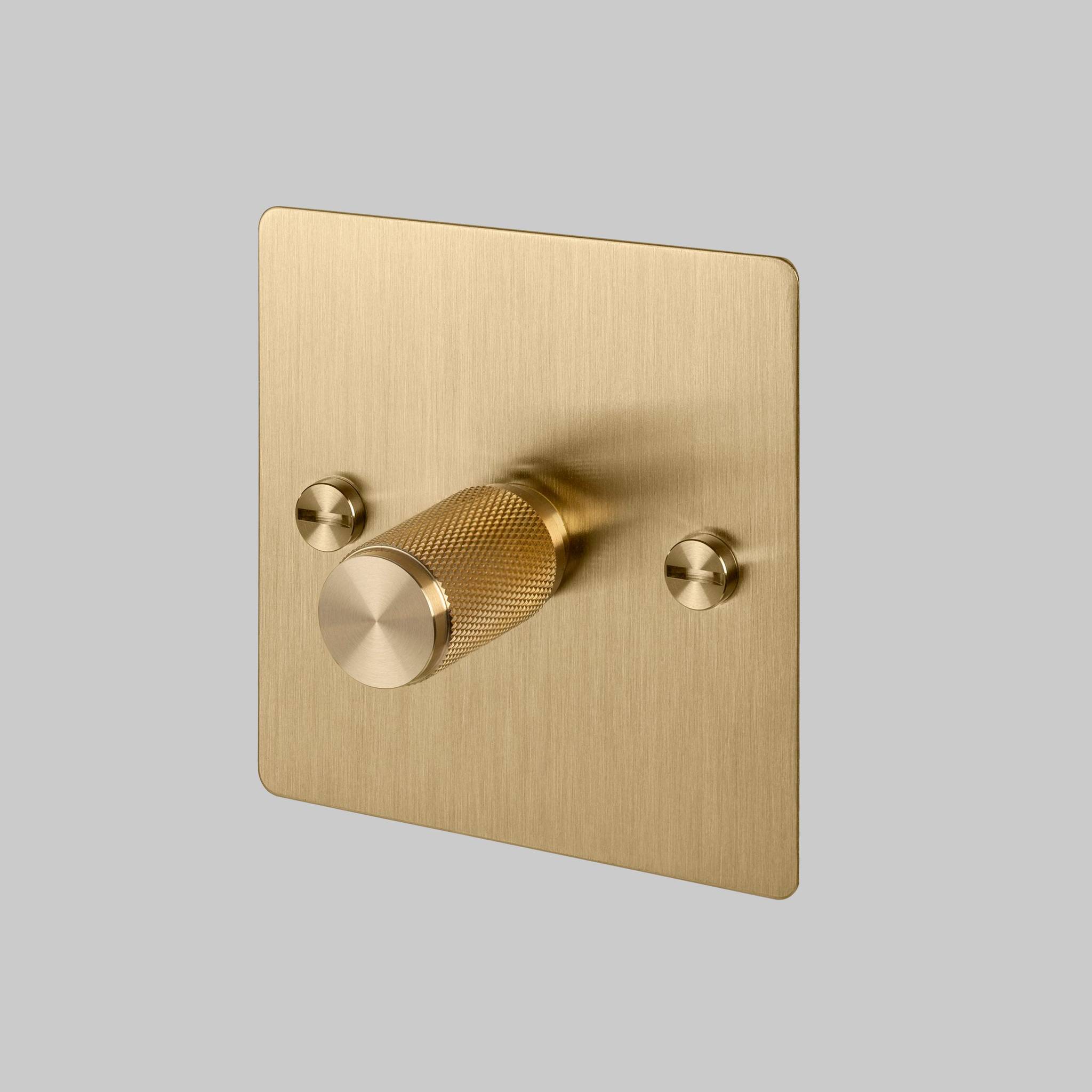 1G DIMMER / 120W / CROSS / BRASS