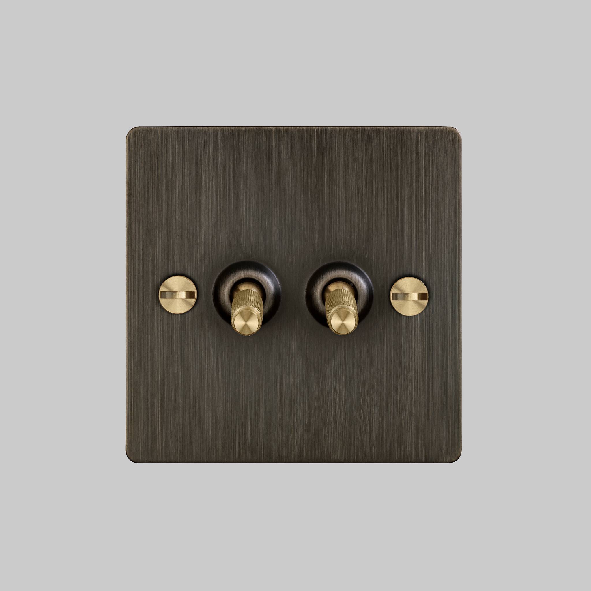 2G TOGGLE / CROSS / SMOKED BRONZE