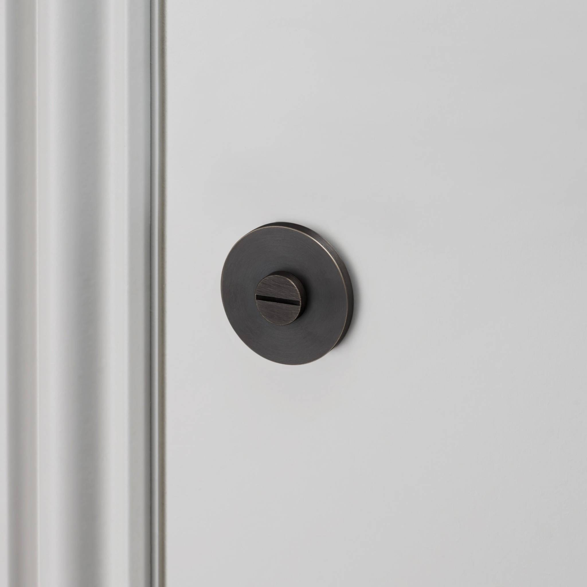 THUMBTURN LOCK / CROSS