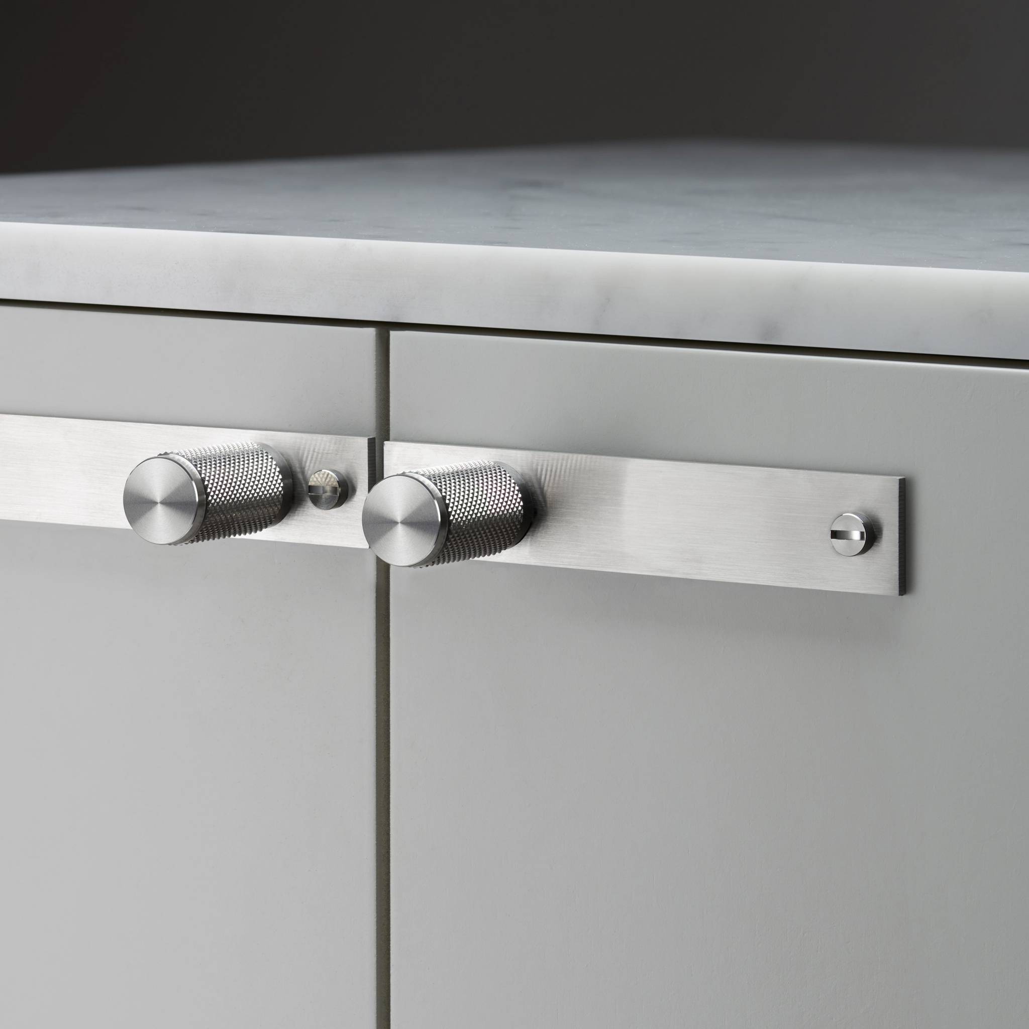 FURNITURE KNOB / PLATE / CROSS