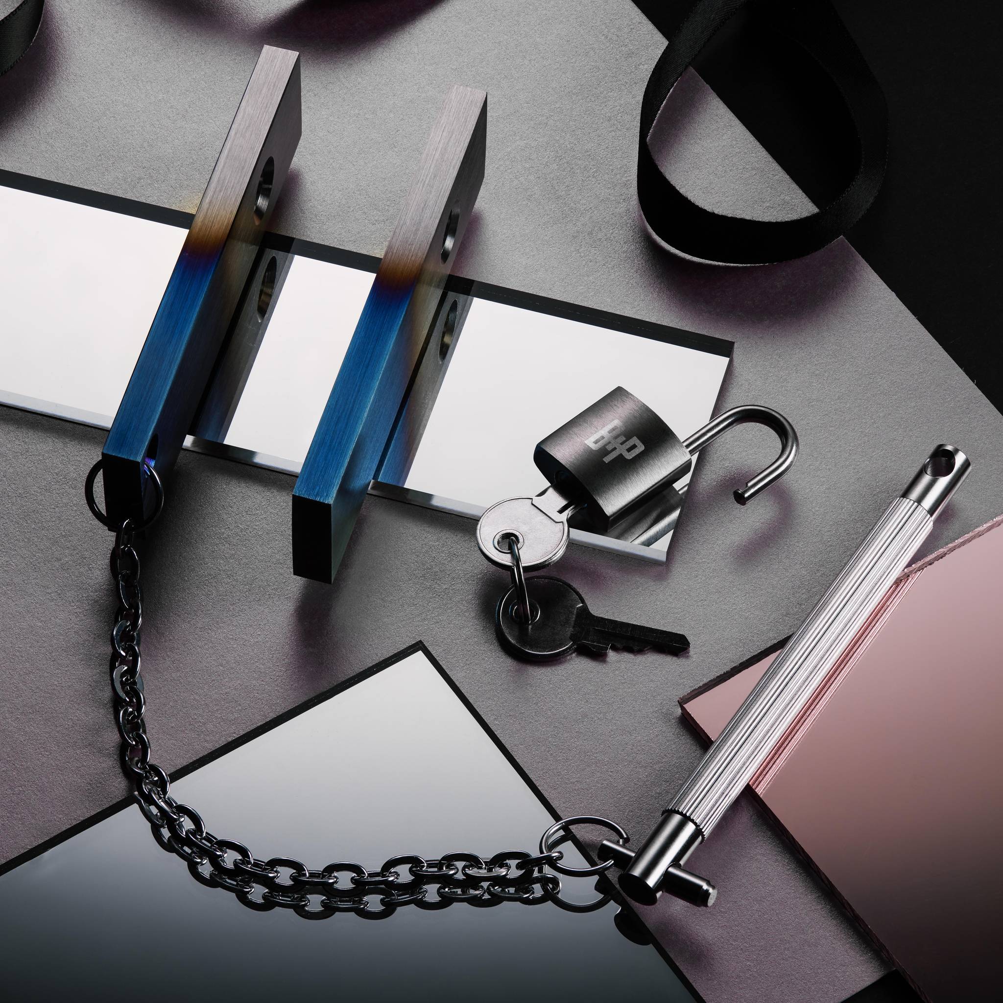 PRECIOUS BAR / LINEAR