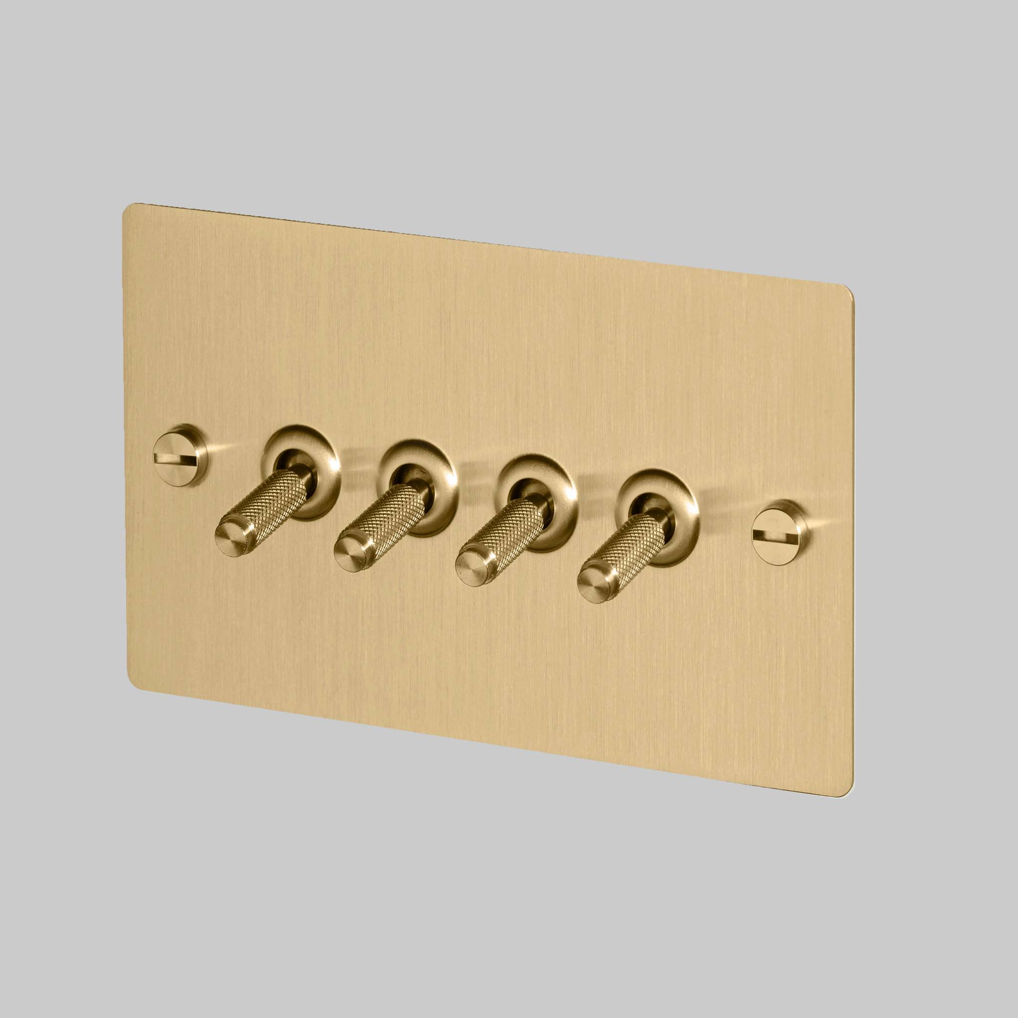 4G TOGGLE / CROSS / BRASS