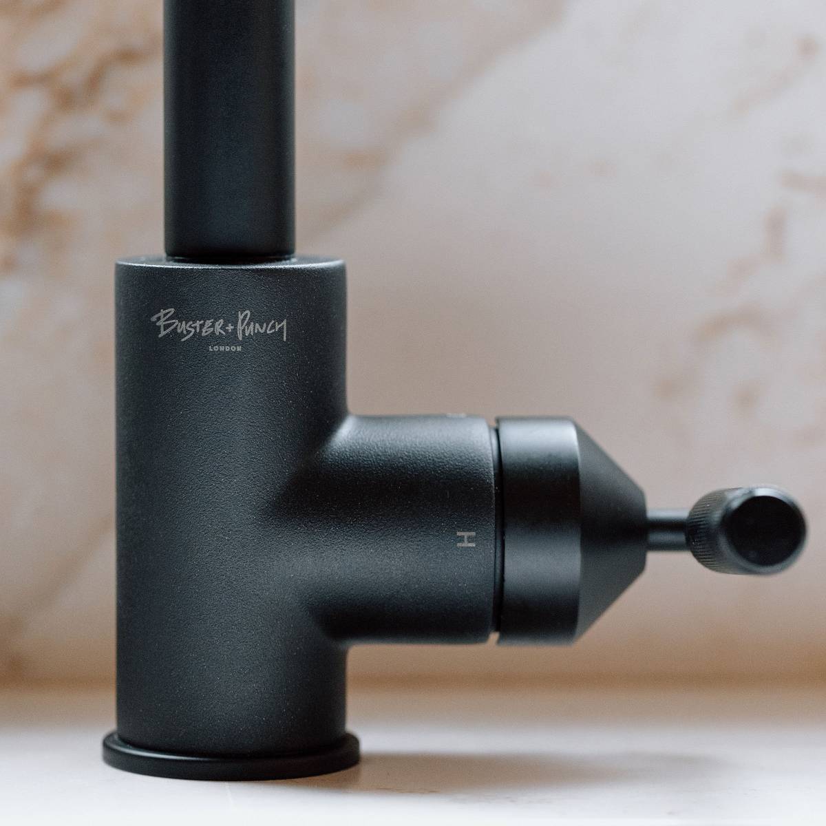 EU KITCHEN TAP / PULL-OUT MIXER / CROSS