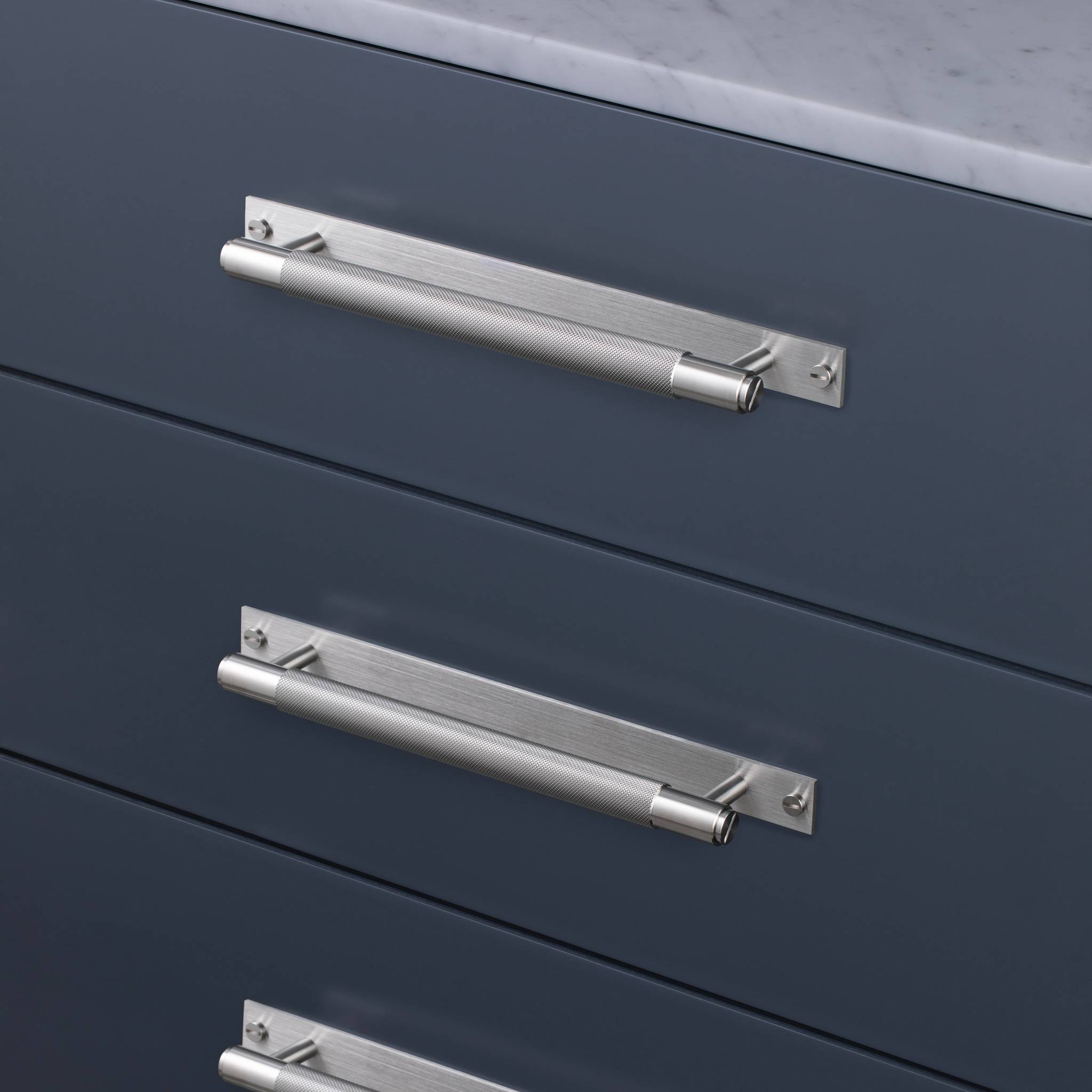 #Finish_STEEL #Size_MEDIUM