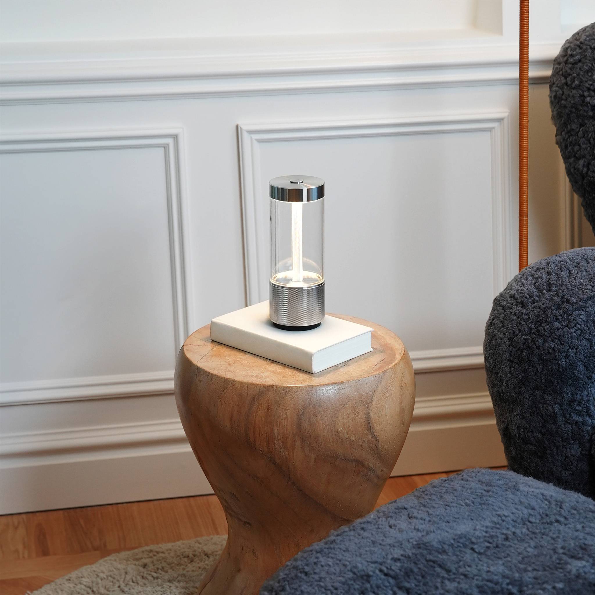 TAKEOUT / PORTABLE TABLE LIGHT