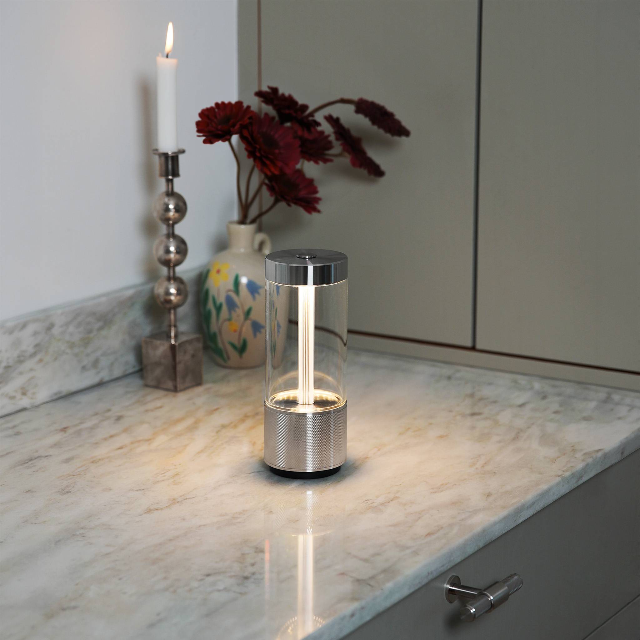 TAKEOUT / PORTABLE TABLE LIGHT