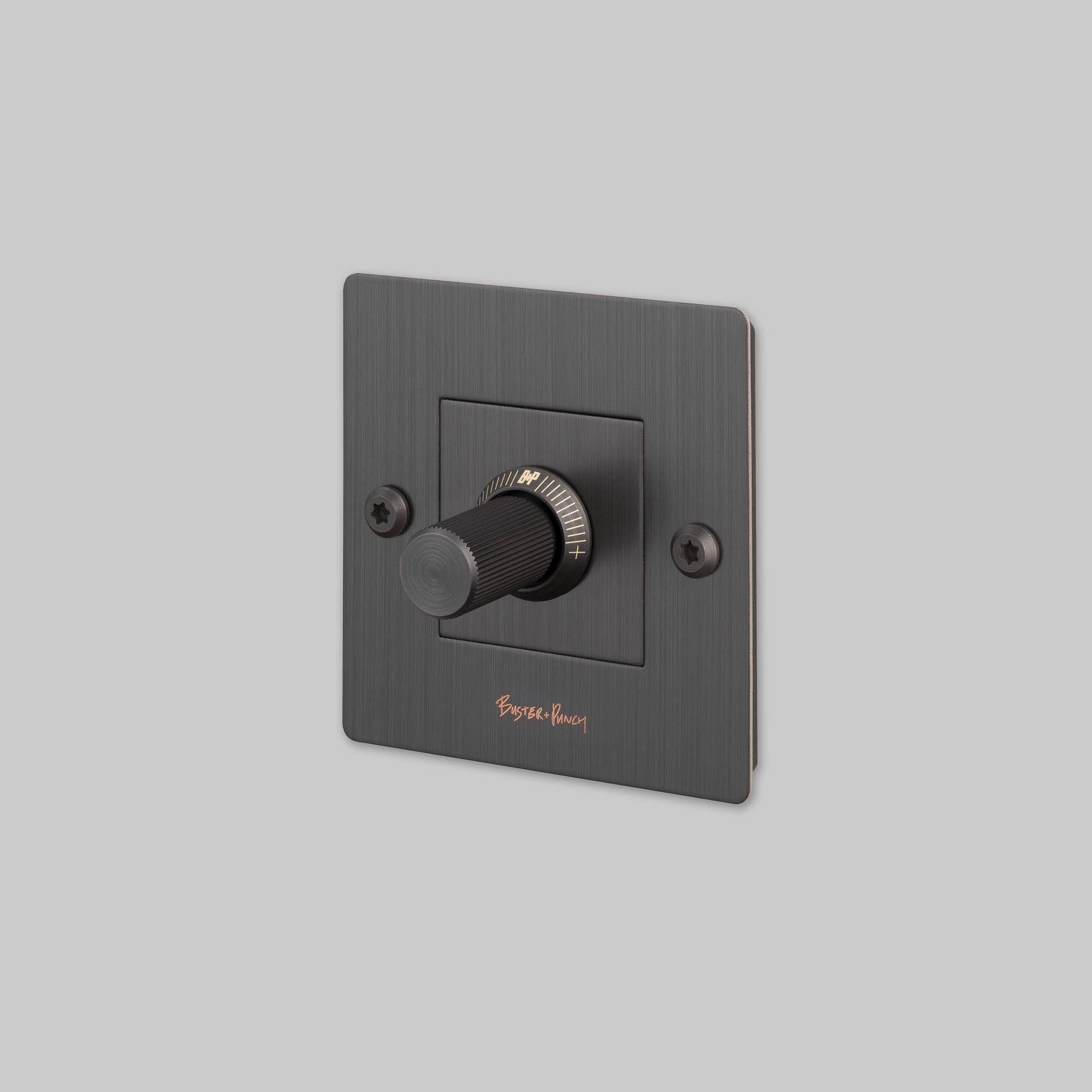 1G DIMMER / 120W 2-WAY / LINEAR / WITH LOGO