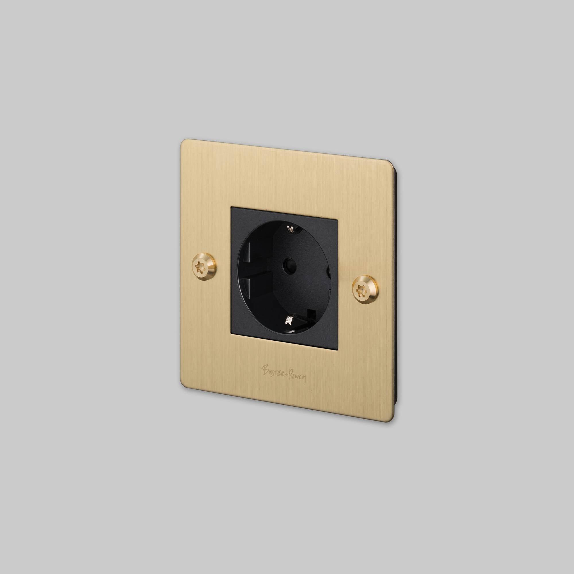 1G SOCKET / SCHUKO TYPE F / LINEAR / WITH LOGO
