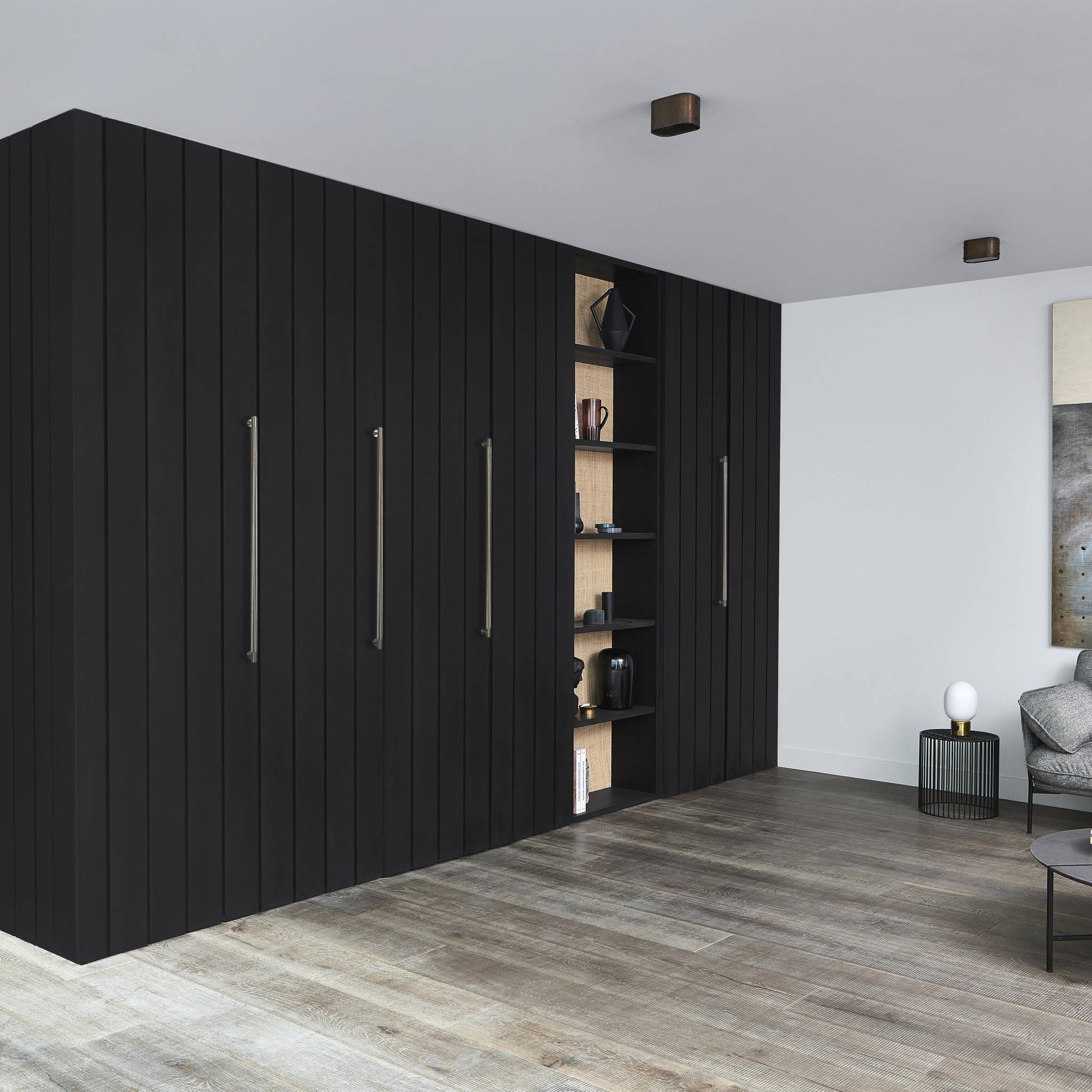 CLOSET BAR / CROSS